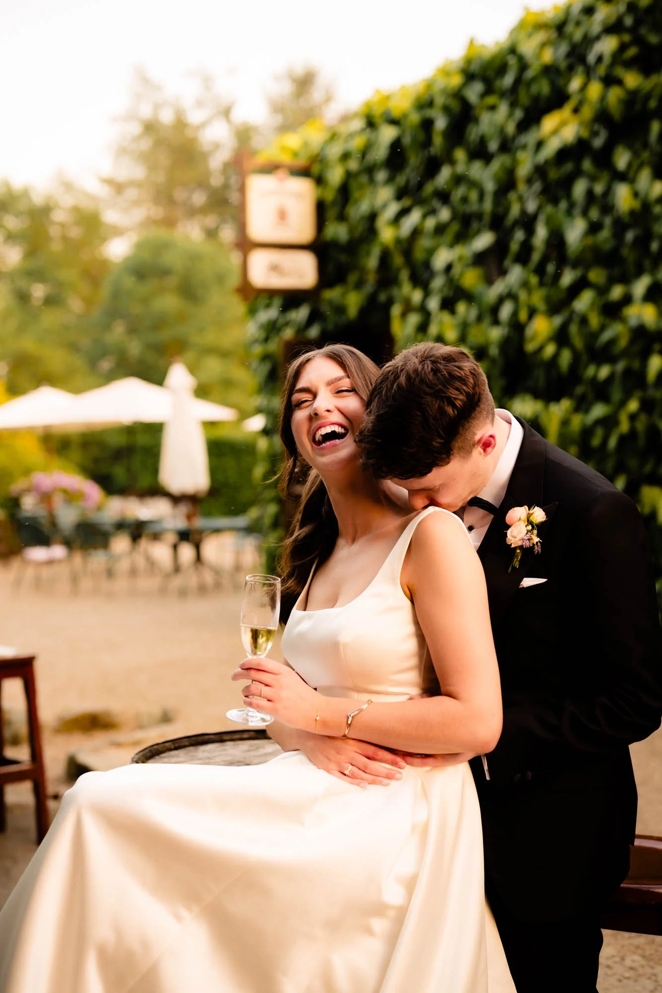 Brooklodge-golden-hour-wedding-photography-annie-kheffache-11.jpg