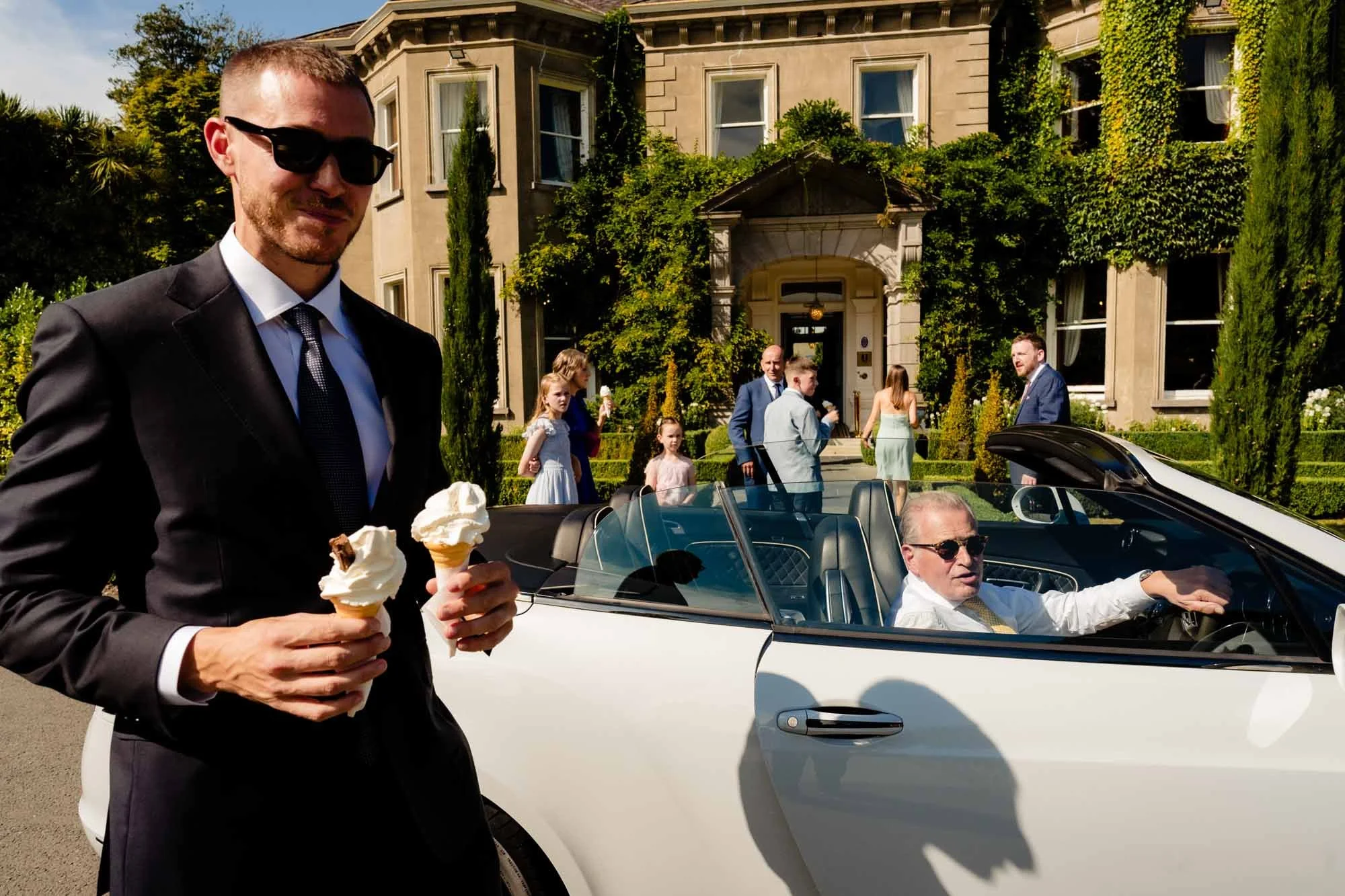 Tinakilly-House-Wicklow-Wedding-Outdoor-Drinks-Reception-Photography-Annie-Kheffache-1.jpg