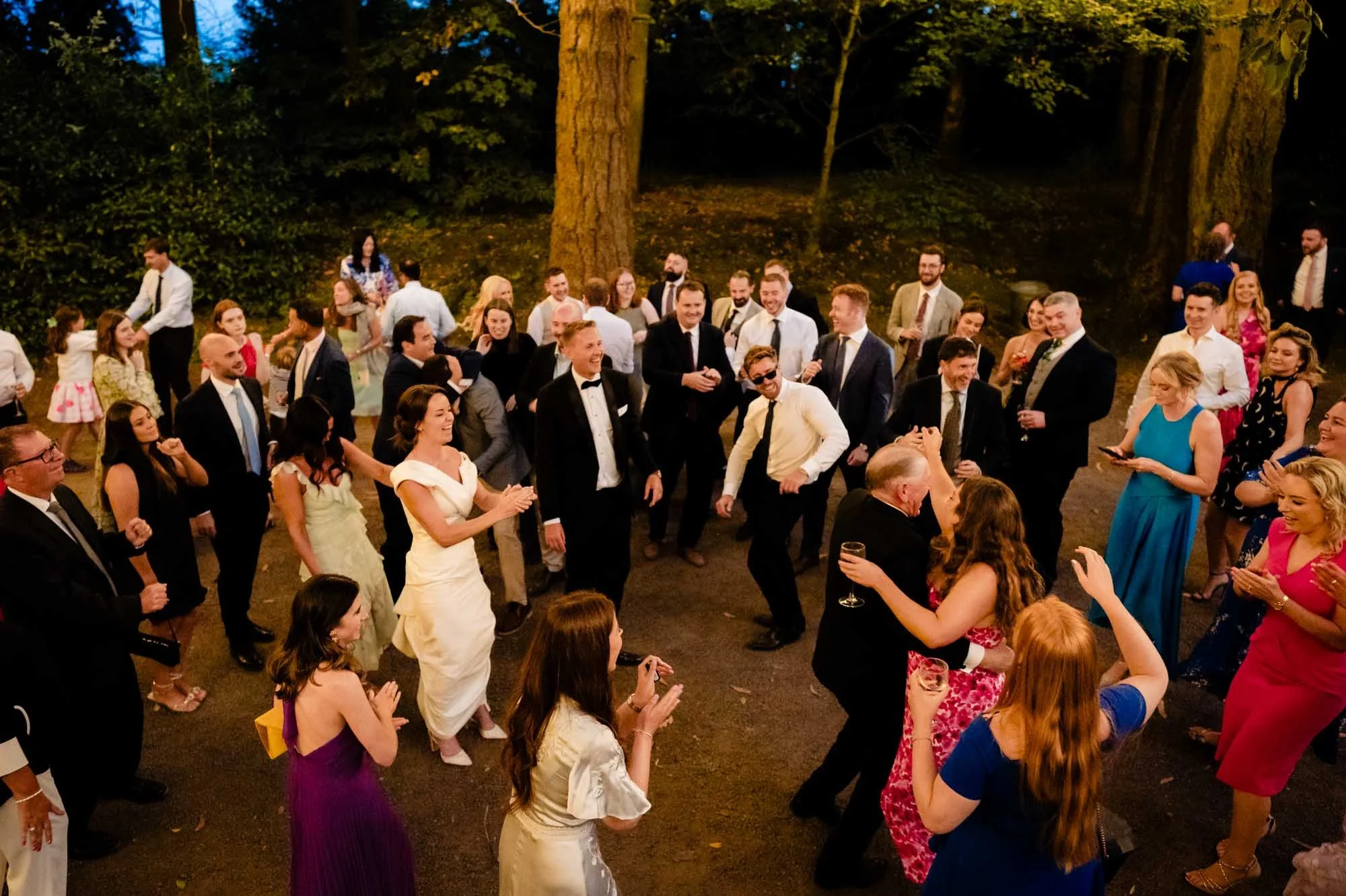Tinakilly-House-Wedding-Outdoor-First-Dance-Photography-Annie-Kheffache-9.jpg