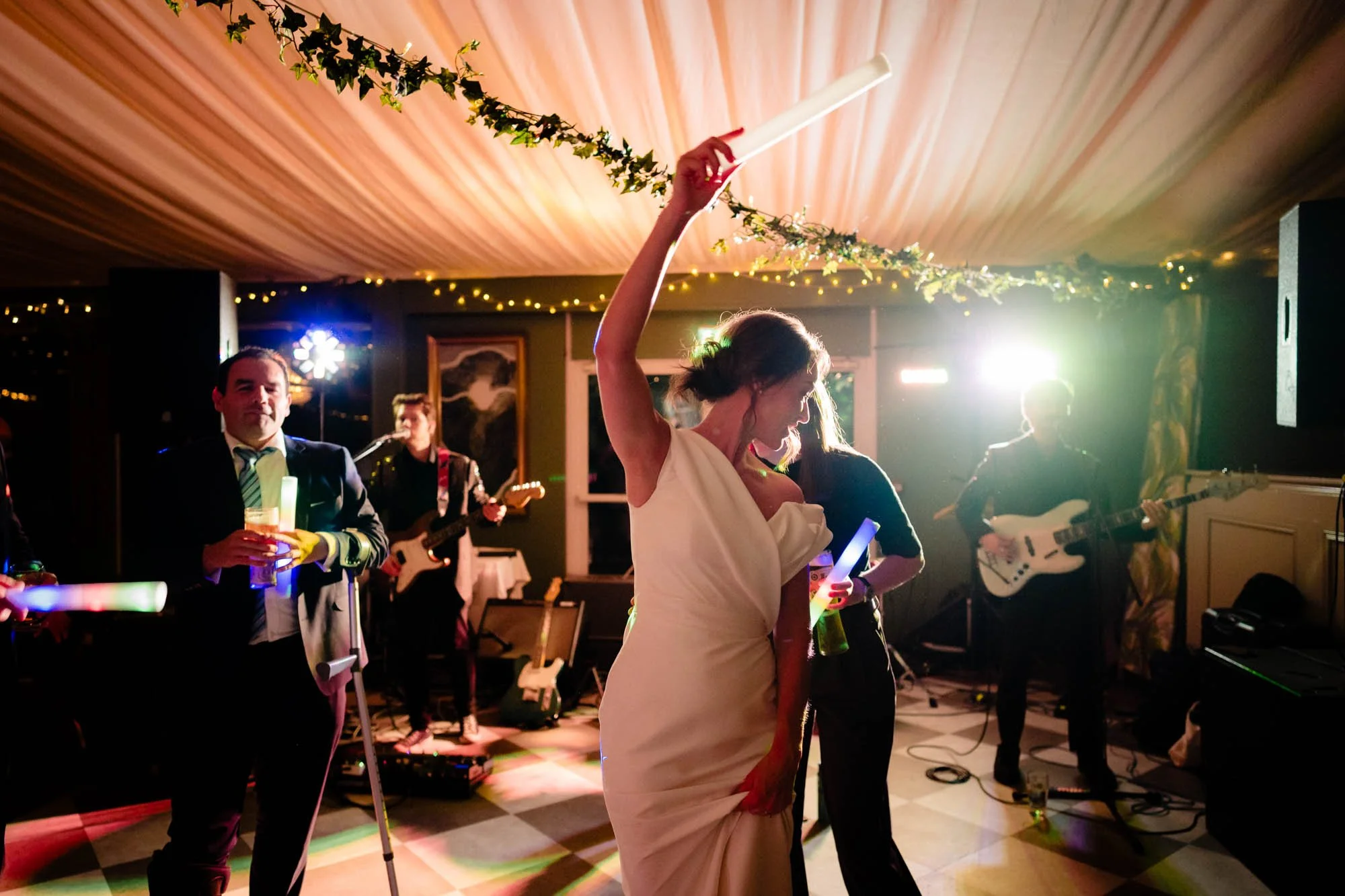 Tinakilly-House-Wedding-Outdoor-First-Dance-Photography-Annie-Kheffache-16.jpg