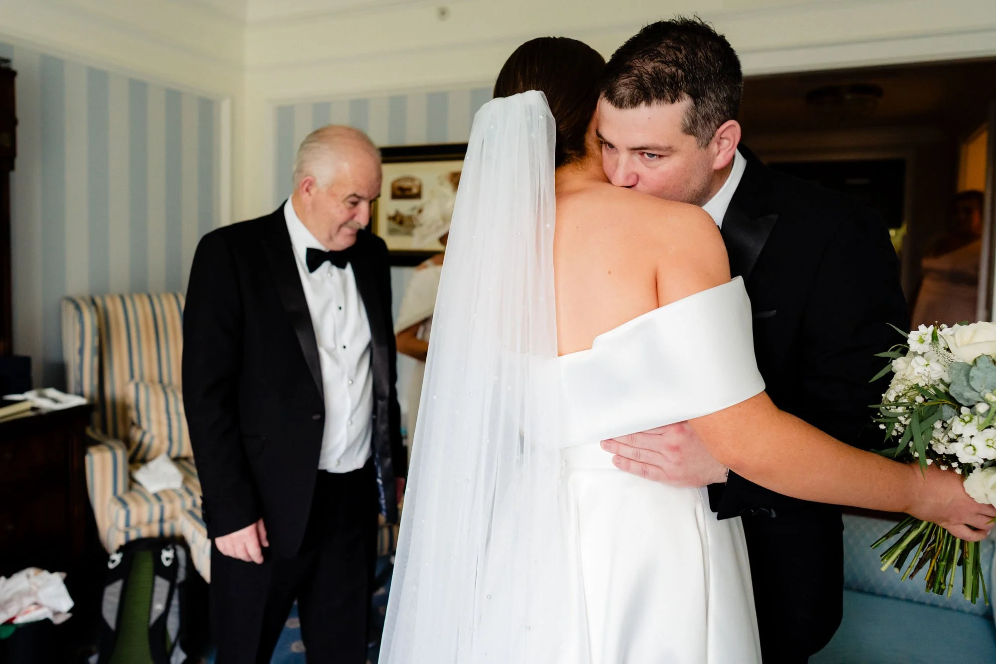 Powerscourt-hotel-bridal-suite-photos-annie-kheffache-10.jpg