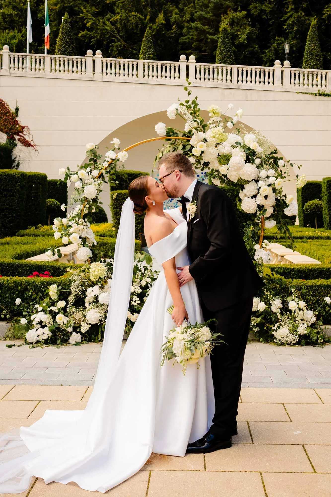 Powerscourt-wedding-photographer-annie-kheffache-4.jpg
