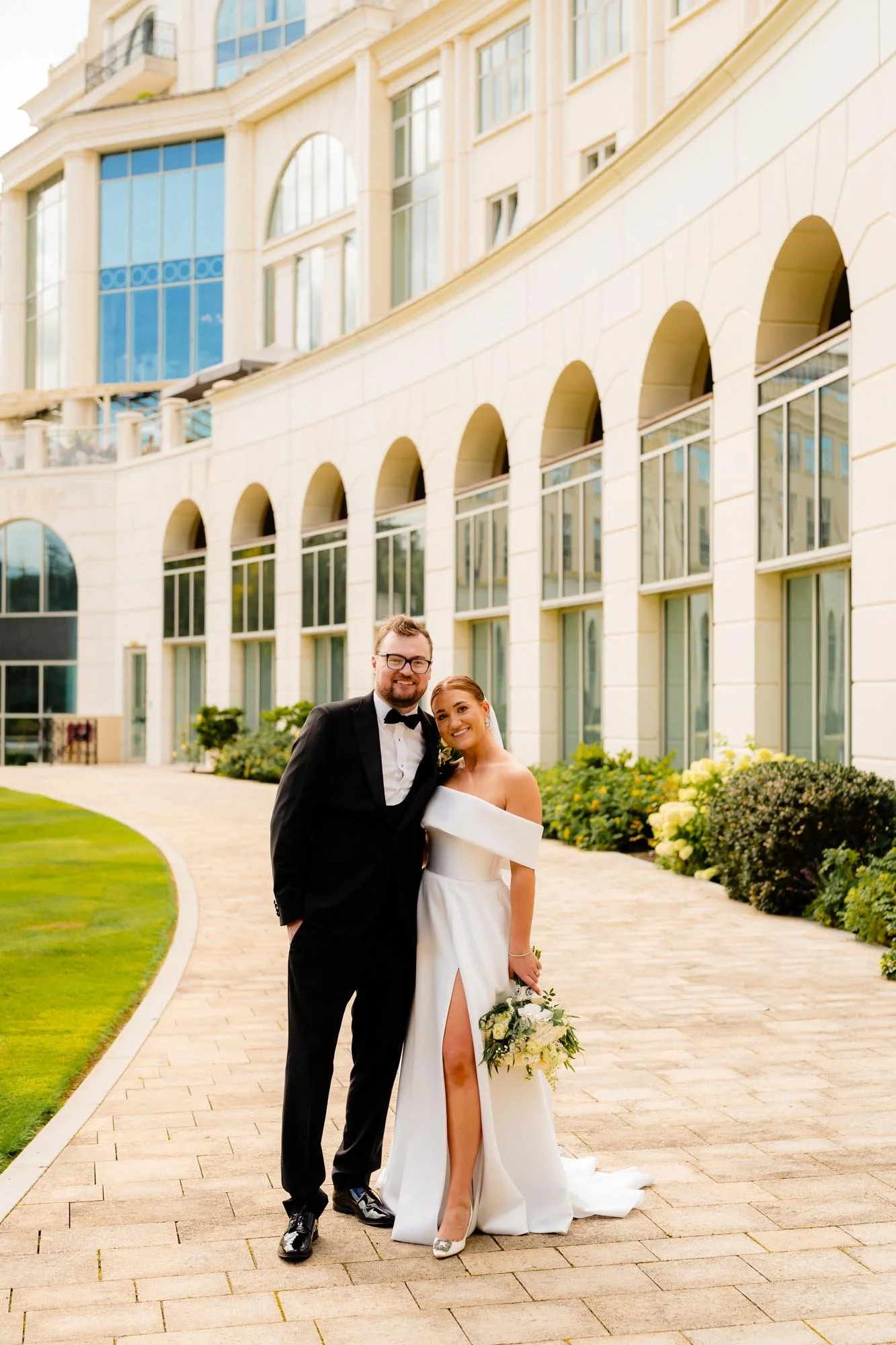 Powerscourt-hotel-relaxed-natural-wedding-photographs-annie-kheffache-8.jpg
