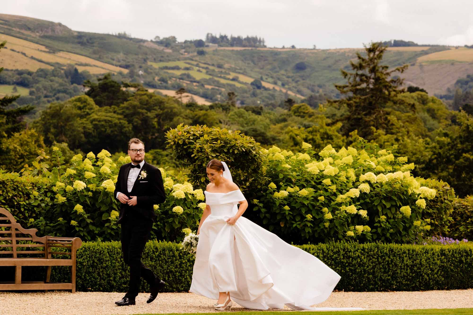 Powerscourt-hotel-relaxed-natural-wedding-photographs-annie-kheffache-10.jpg
