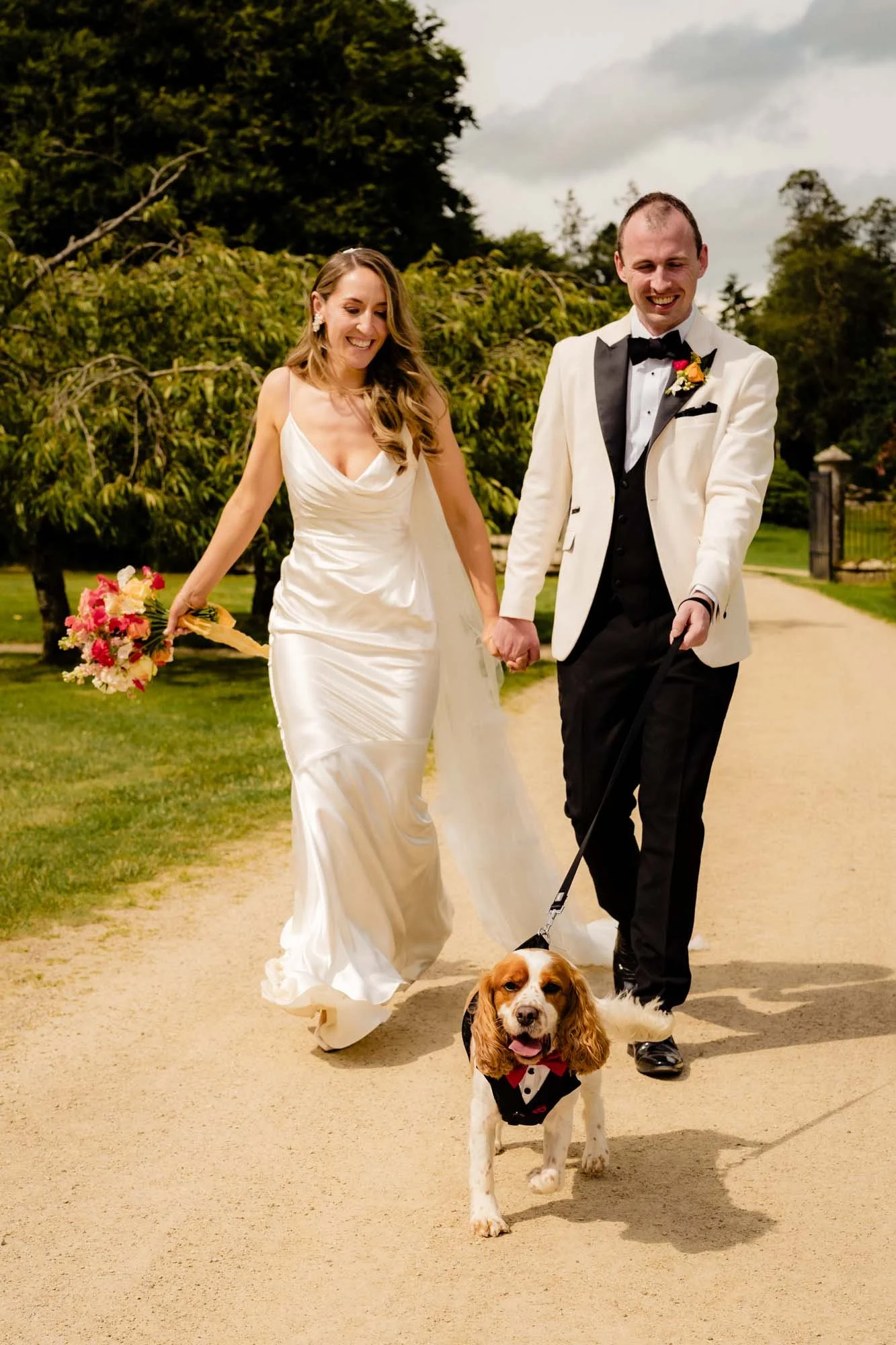 Borris-House-Wedding-relaxed-natural-photography-Annie-Kheffache-1.jpg