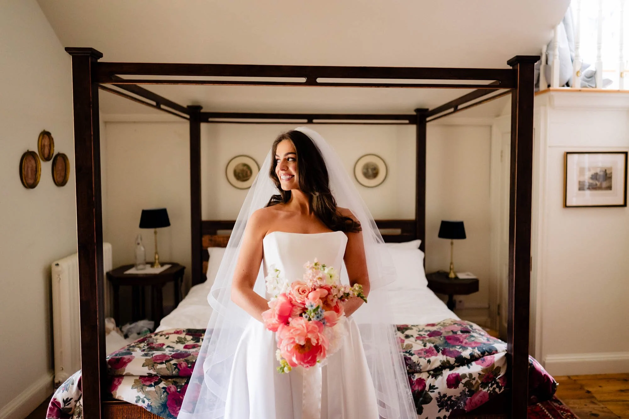 Gloster-House-Wedding-Bride-Preparations-Bridal-Suite-Annie-Kheffache-23.jpg