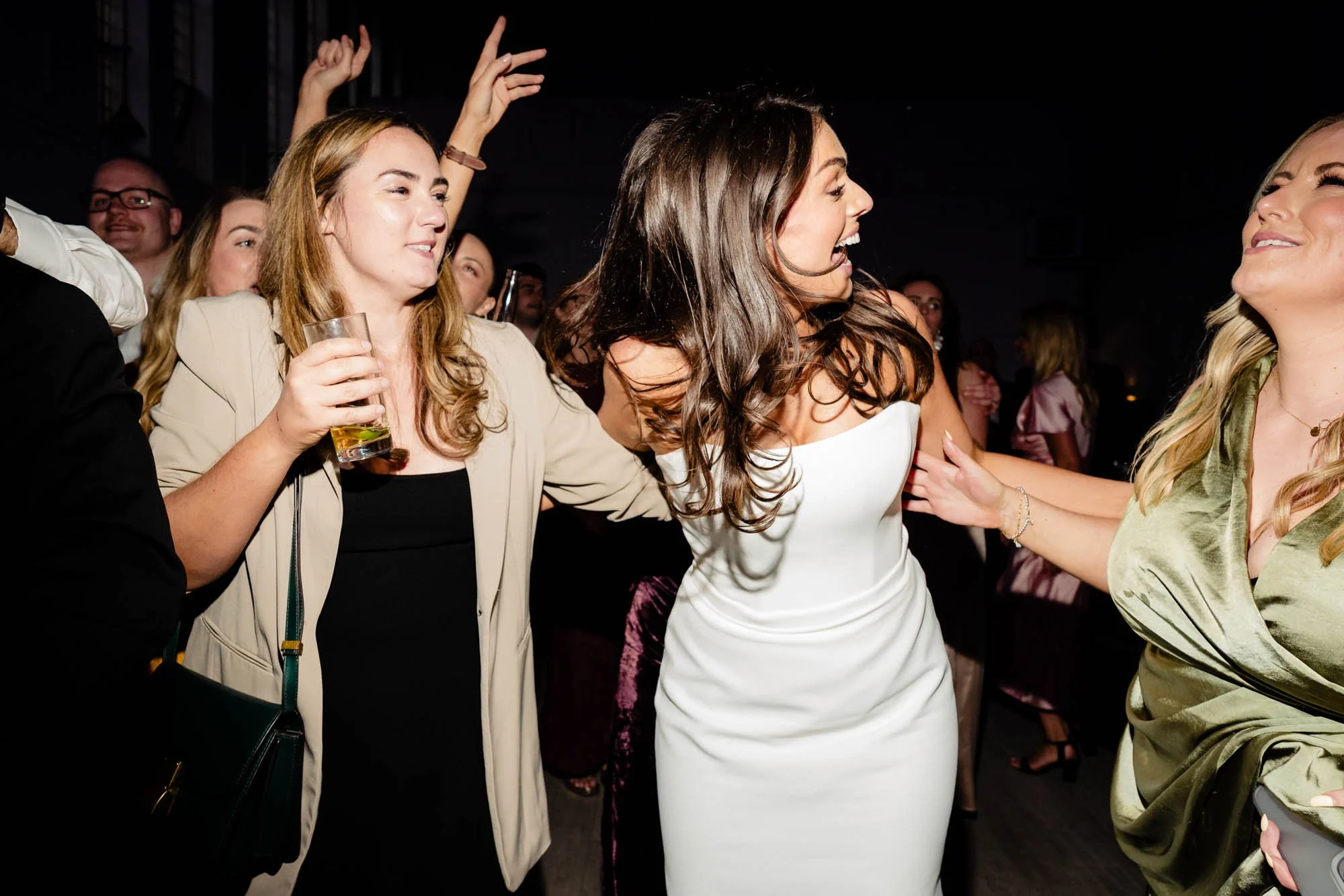 Gloster-House-Wedding-First-Dance-Photographs-Annie-Kheffache-12.jpg