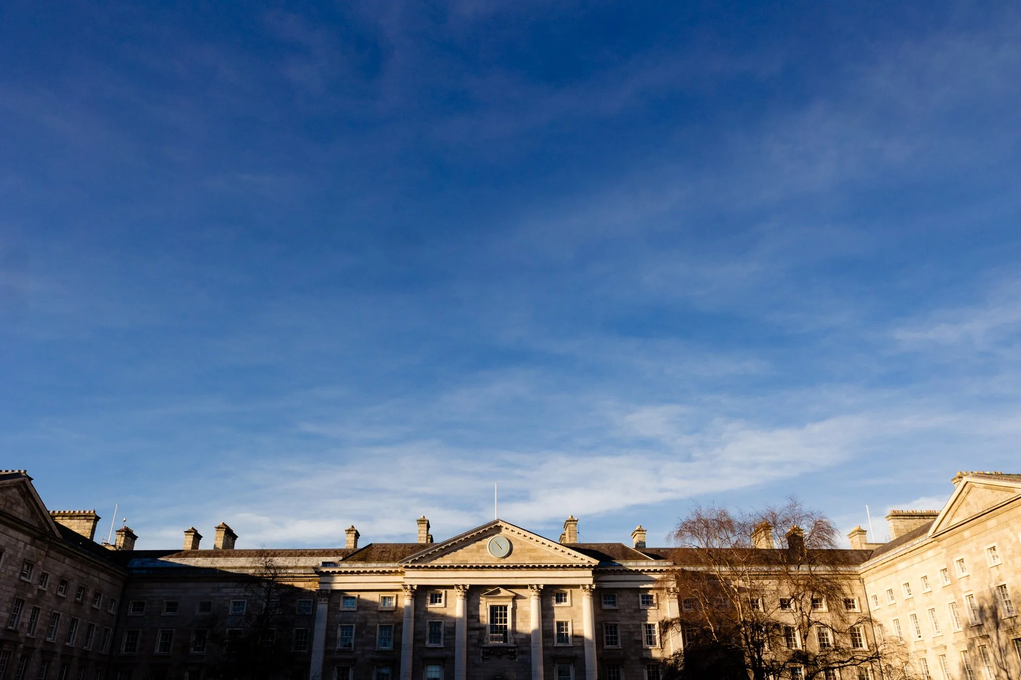Trinity-college-dublin-winter-wedding-annie-kheffache-13.jpg