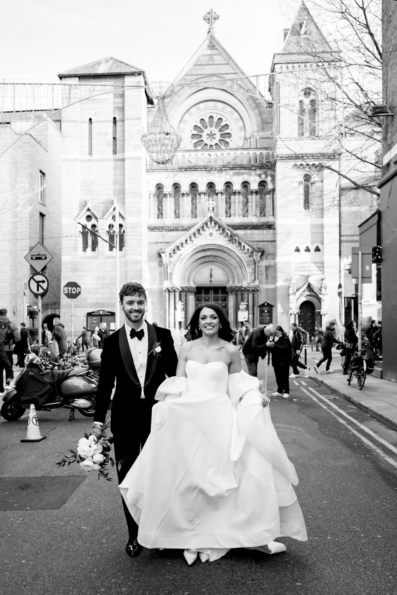 Wedding-photography-grafton-st-dublin-annie-kheffache-2.jpg