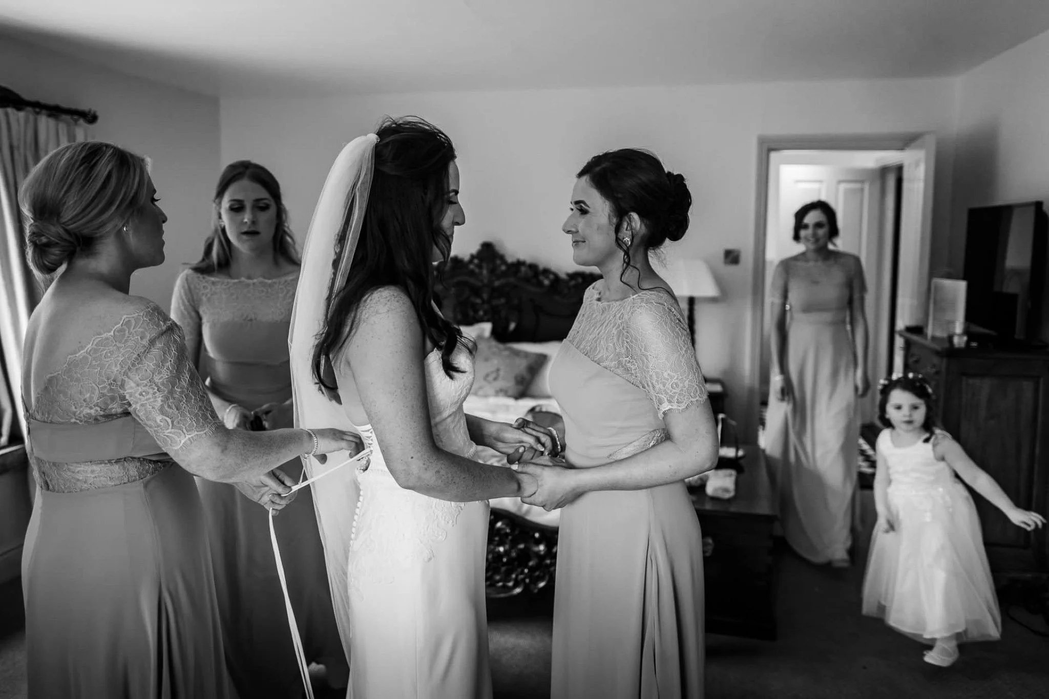 brooklodge-wedding-photography-autumn-17.jpg