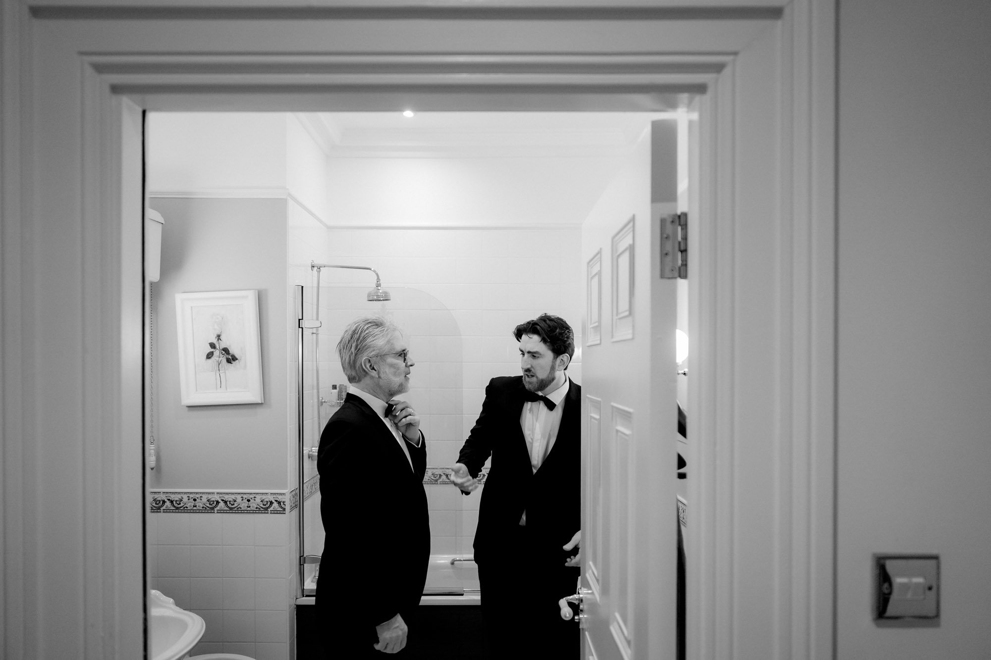 Barberstown-Castle-black-tie-wedding-groom-photographer-annie-kheffache-9.jpg