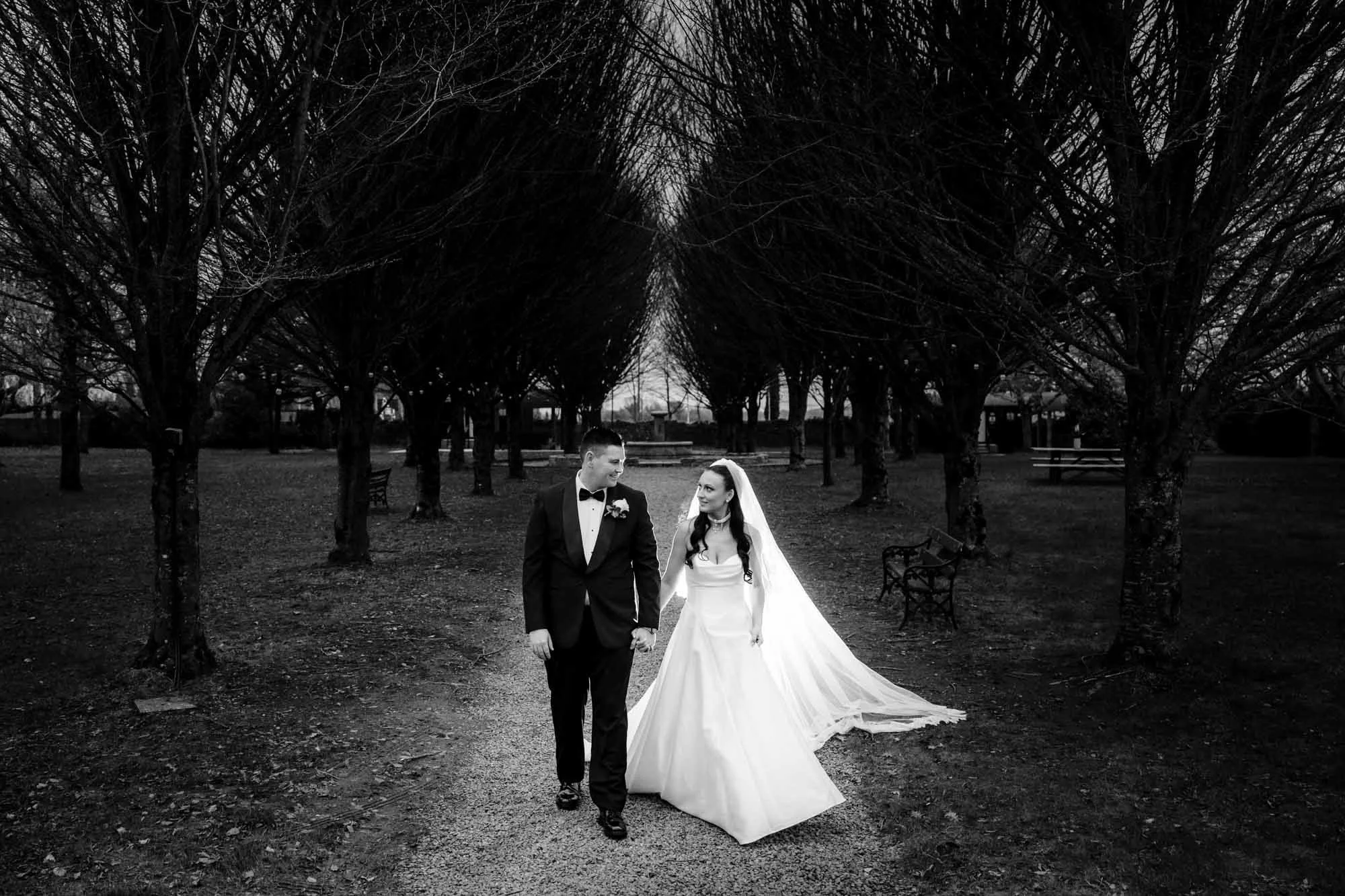 Barberstown-Castle-black-tie-wedding-photographer-annie-kheffache-5.jpg