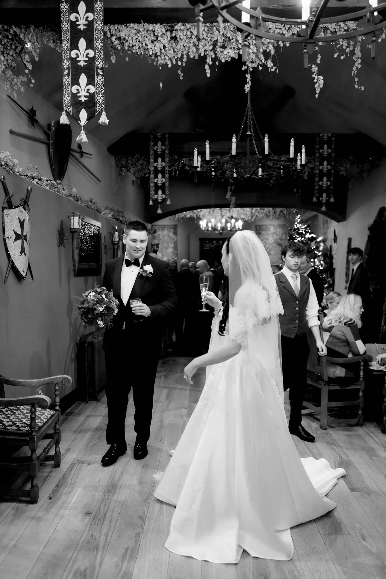 Barberstown-Castle-black-tie-wedding-reception-photography-annie-kheffache-4.jpg
