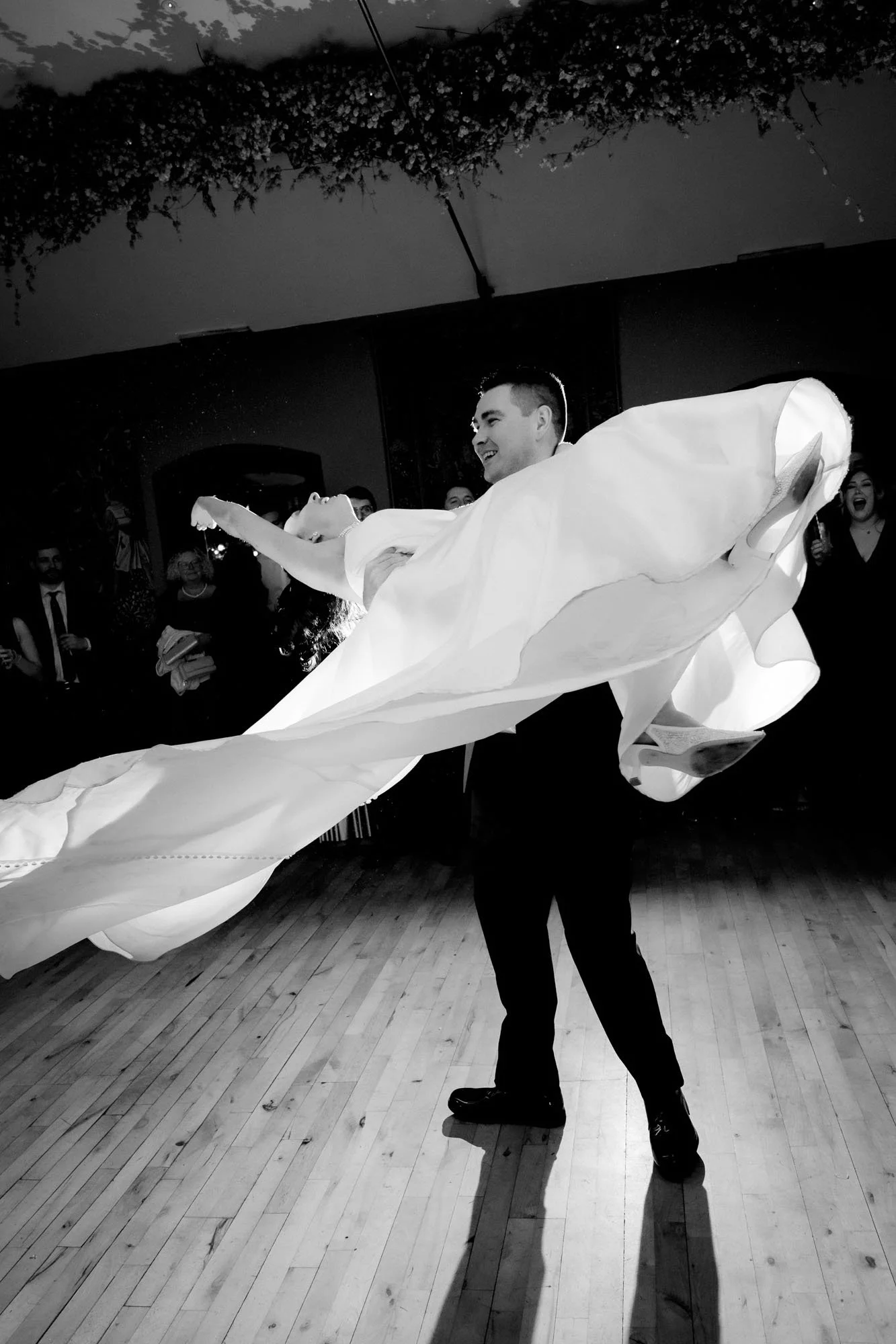 Barberstown-Castle-black-tie-wedding-first-dance-photographer-annie-kheffache-3.jpg