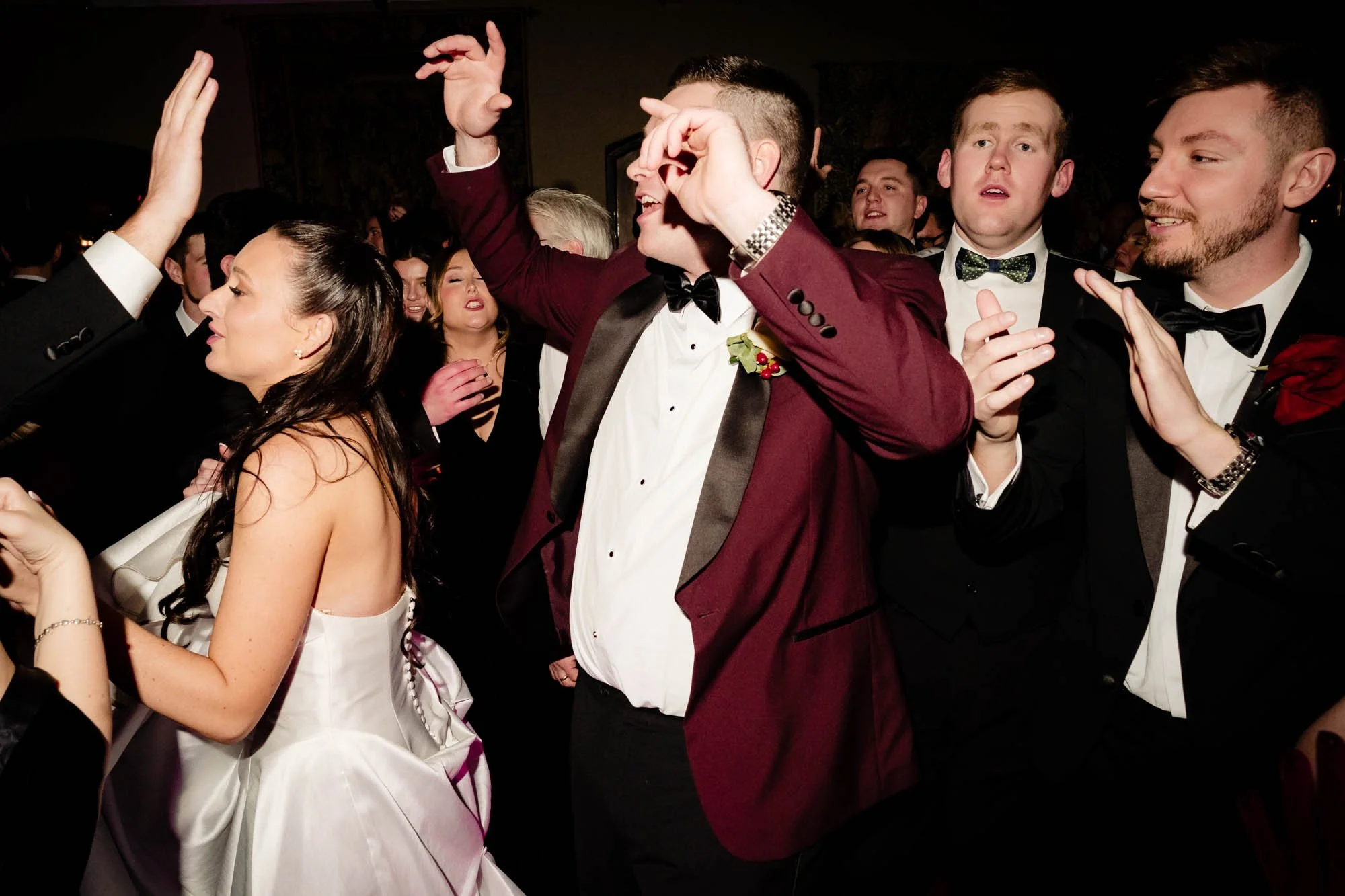 Barberstown-Castle-black-tie-wedding-party-photography-annie-kheffache-5.jpg