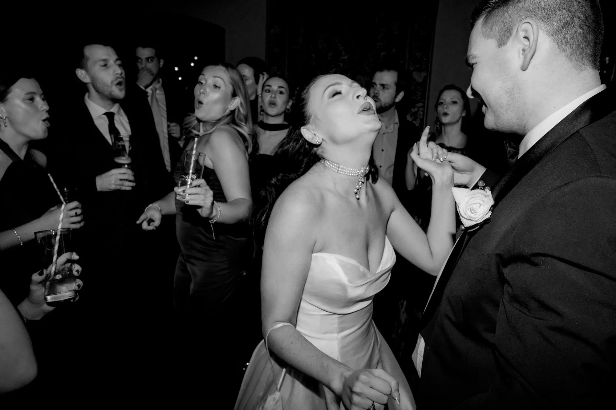 Barberstown-Castle-black-tie-wedding-party-photography-annie-kheffache-12.jpg
