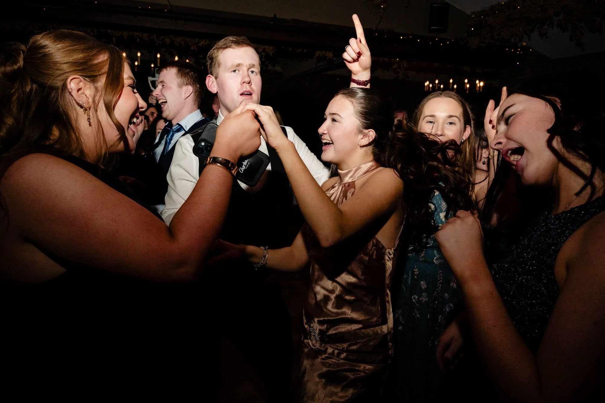 Barberstown-Castle-black-tie-wedding-party-photography-annie-kheffache-13.jpg