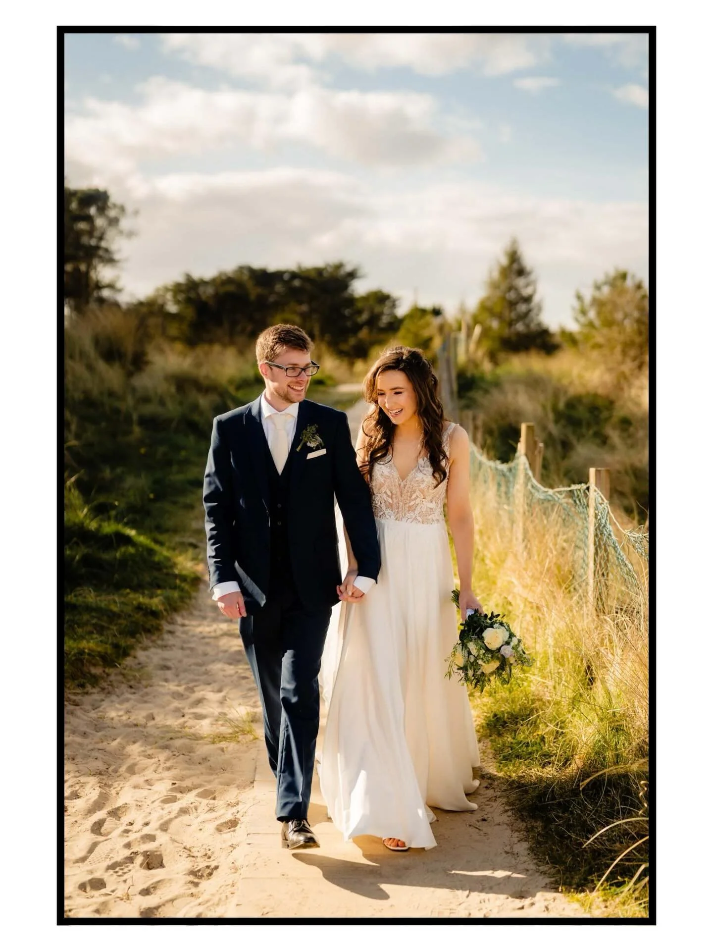 The most beautiful country in the world when the sun shines! 🇮🇪 Living the dream on the insanely gorgeous Curracloe Beach with Fiona &amp; Cillian having coffee in the sun on a beach on their wedding day #dreamy 
.
Venue @ravenportresort 
Bride @fi