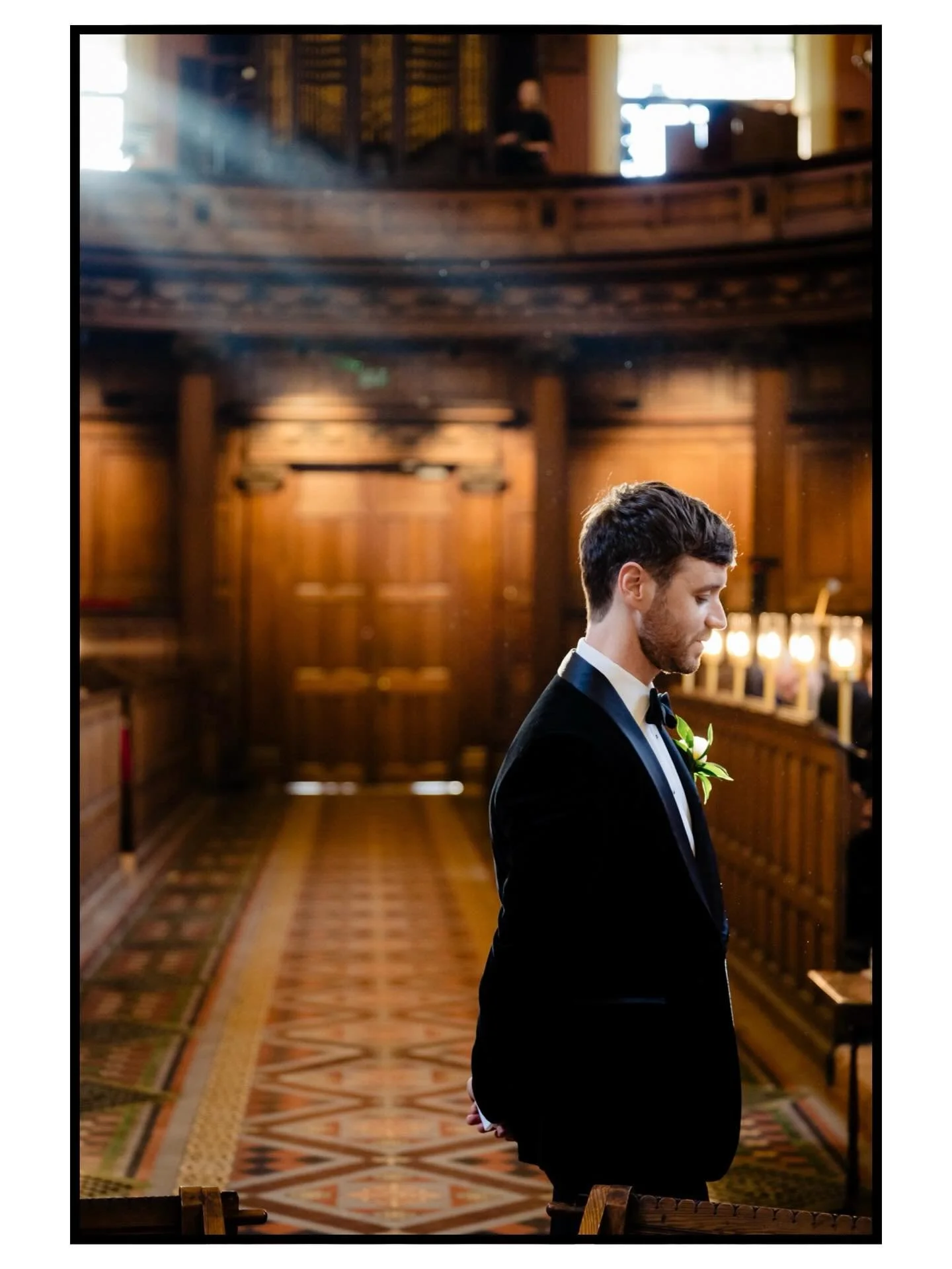 The wait in one of the most majestic settings in Dublin @trinitycollegedublin