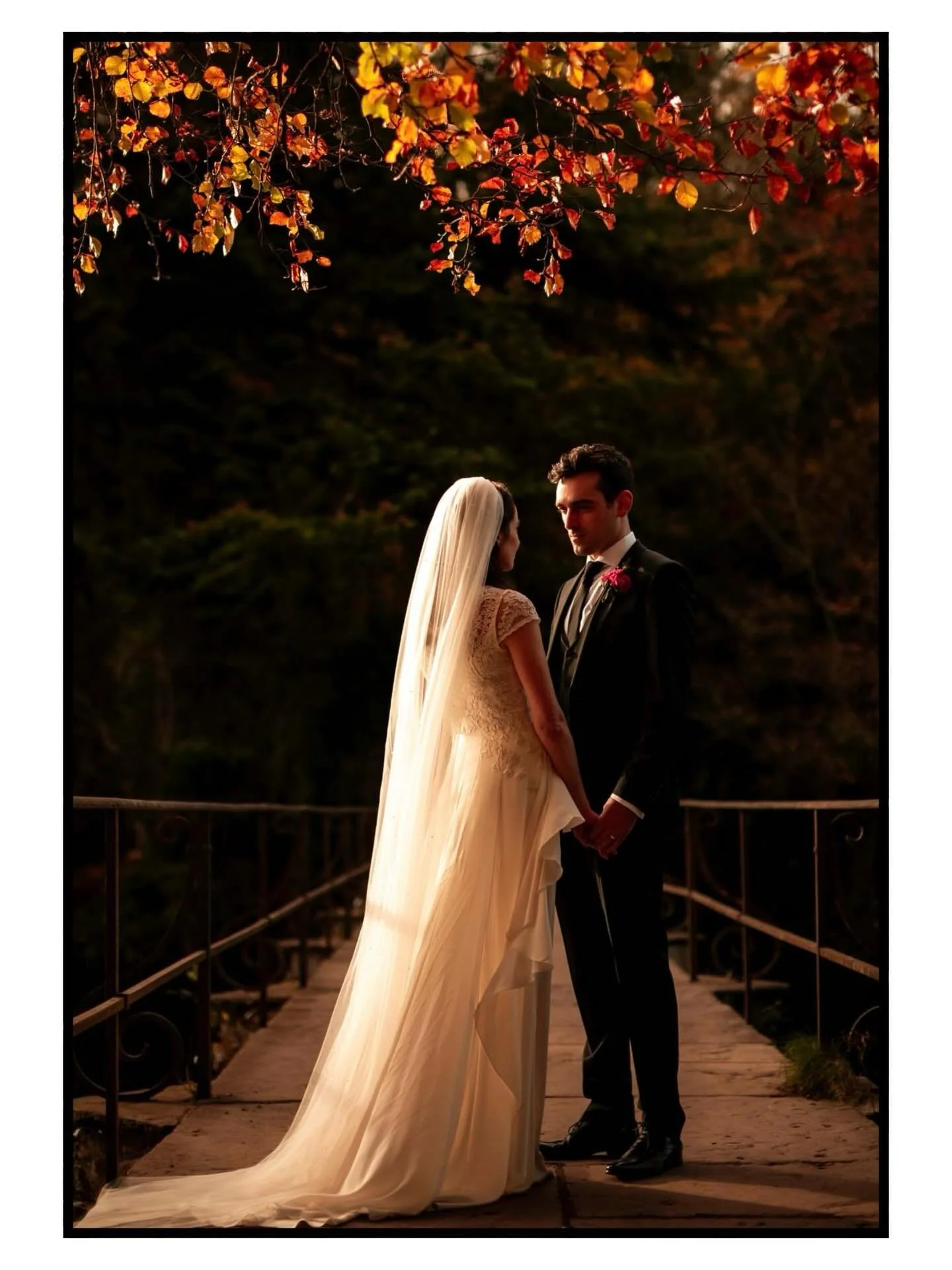 Portraits that stand the test of time ❤️

My memories of this glorious day in Cong are hazy now, over eight years on but I&rsquo;d still hang this on our studio wall today. I&rsquo;ll always love a timeless portrait. Simple, classic, great light.