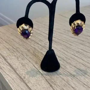 pear shaped earrings 3.webp