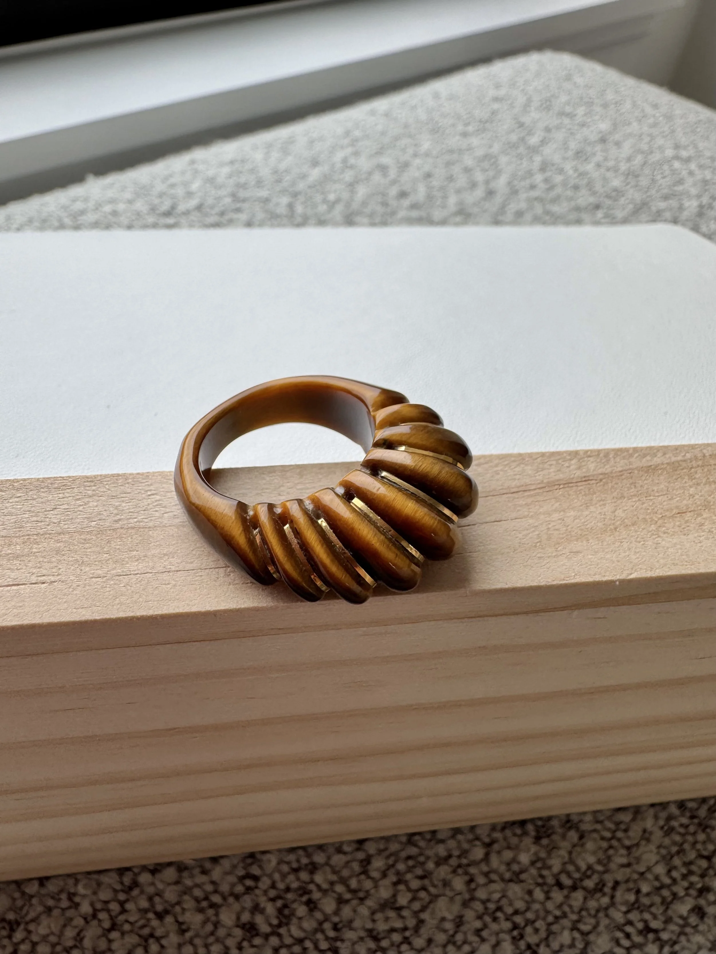 Tigers Eye Ring Gold