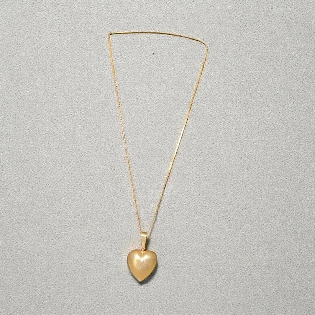Vintage 14K Gold Puffy Heart on 18" Gold Italian Chain