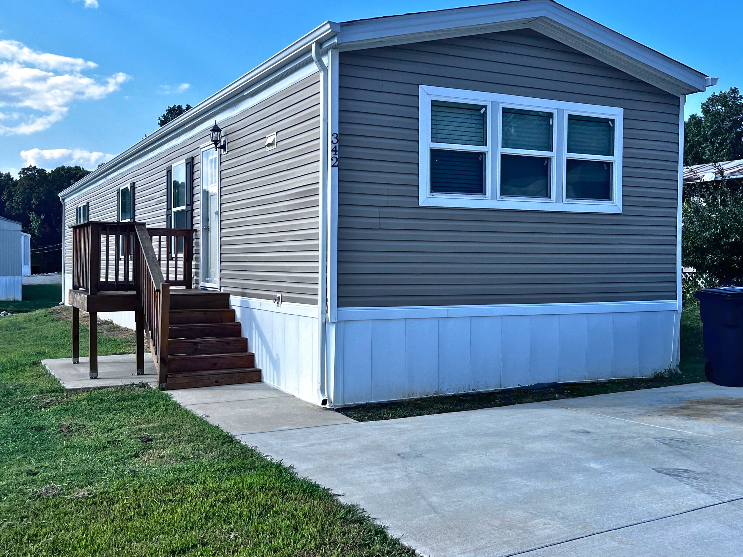 342 Hester Dr, Dickson, TN 37055.jpg