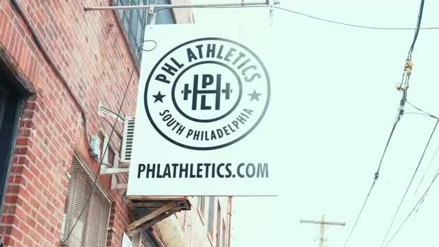 Stepping outside our comfort zones is where true growth begins. Today, every rep, every drop of sweat, and every challenge took us further than yesterday. Proud of everyone who embraced discomfort and pushed their limits. Remember: Progress is made o