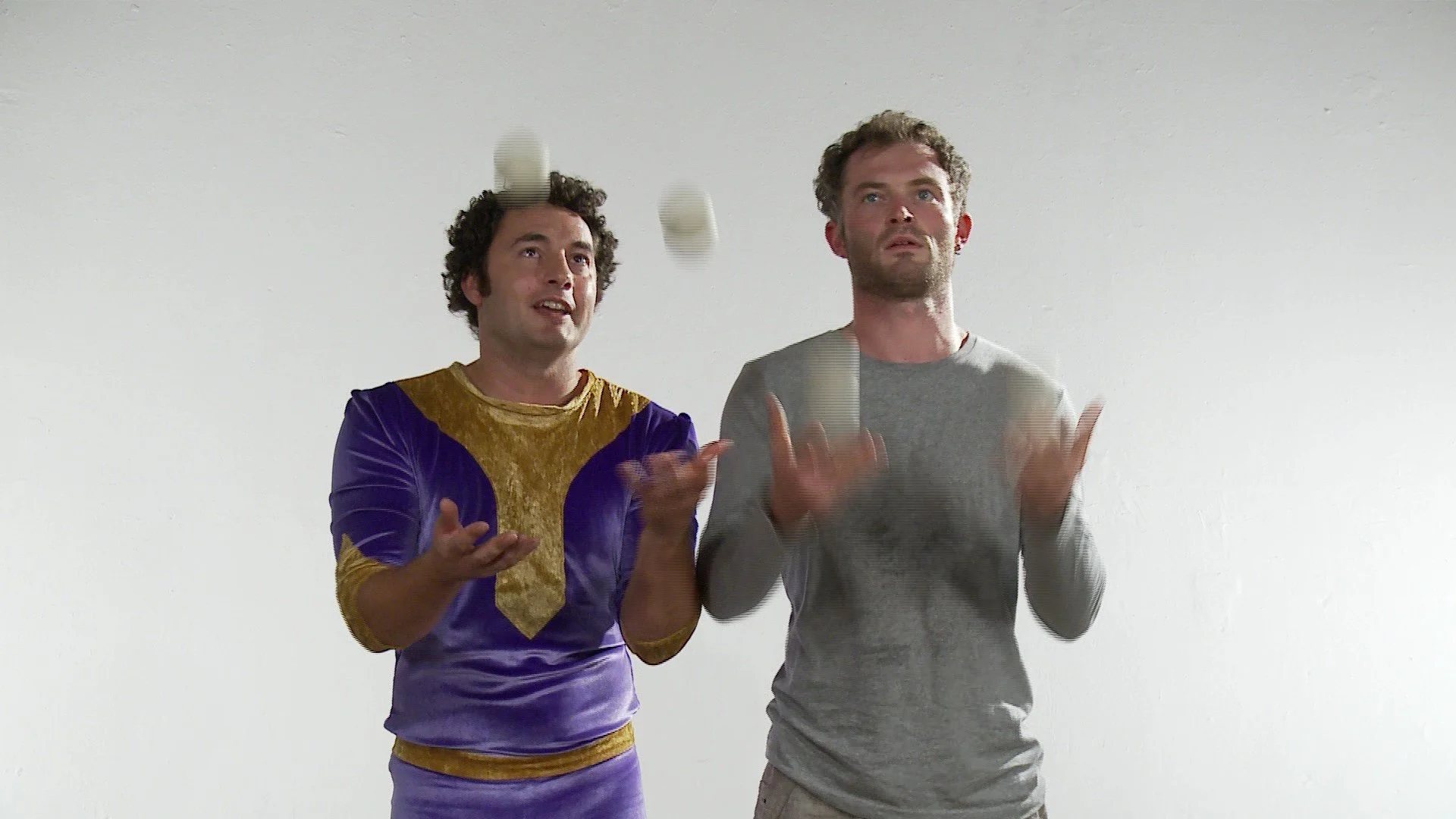 Box of Frogs represented internal monologues via circus competencies such as keeping lots of balls in the air and unbridled passion for an activity