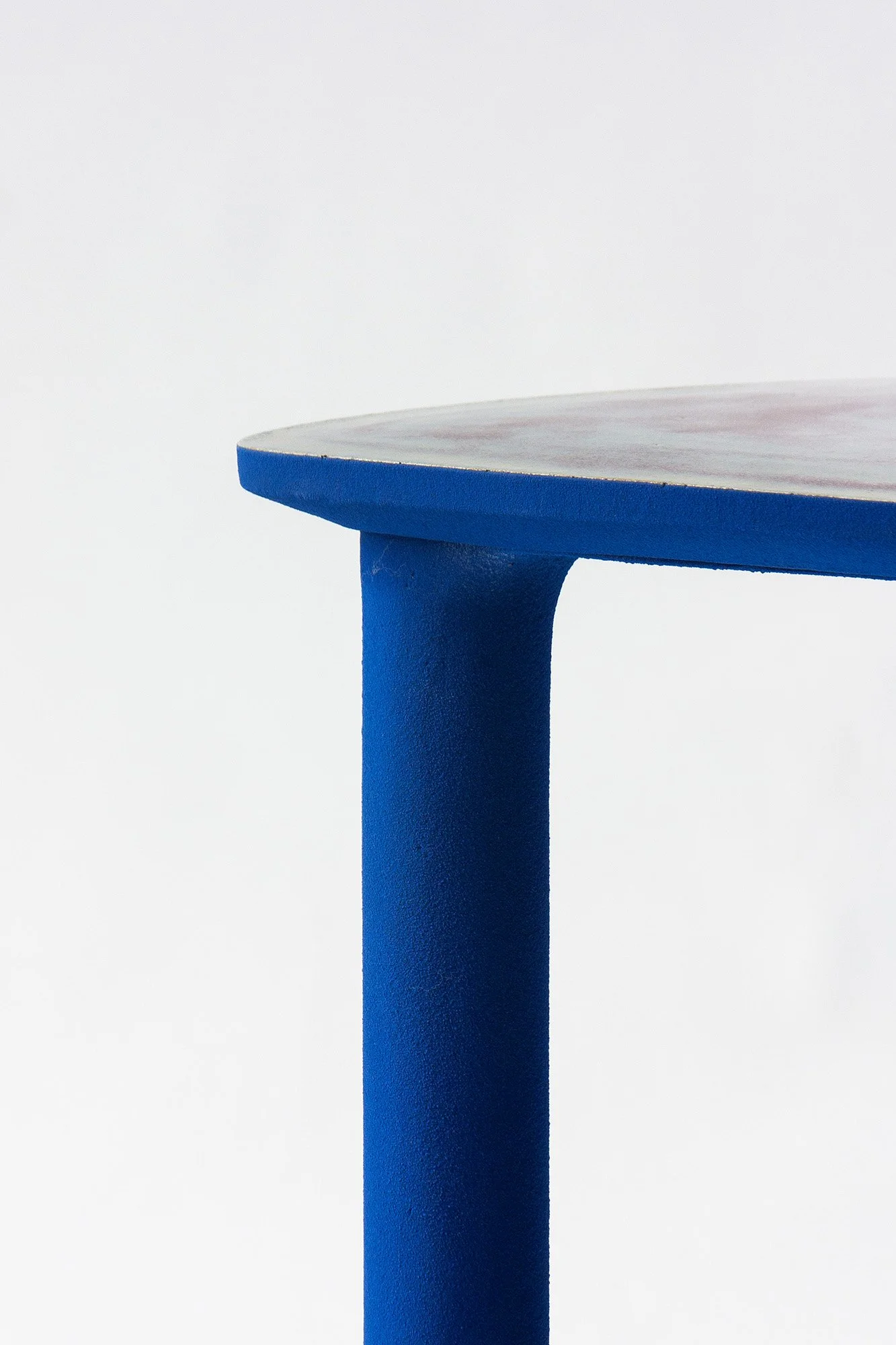 PEDESTAL_CERAMIC_BLEU_clement_brazille_03.jpg