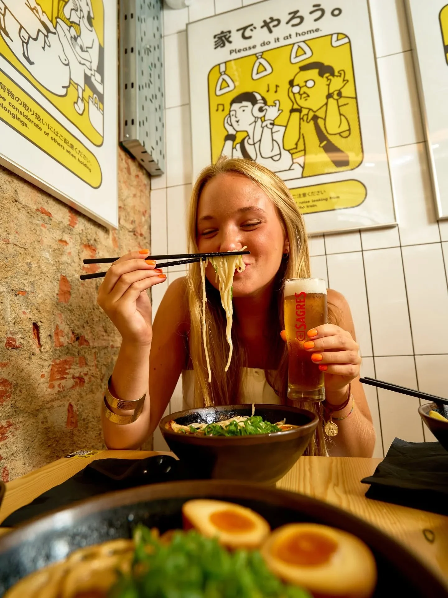 Novo m&ecirc;s, a mesma paix&atilde;o 🍜🚄 Setembro come&ccedil;a com o slurp certo.😎

🚉 Esta&ccedil;&atilde;o do Campo Pequeno 
📍Campo Pequeno, 12, Lisboa
Aberto todos os dias:
🕛 2&ordf; a Dom: 12h00-15h00 | 19h00-22h00

🚉 Esta&ccedil;&atilde;o