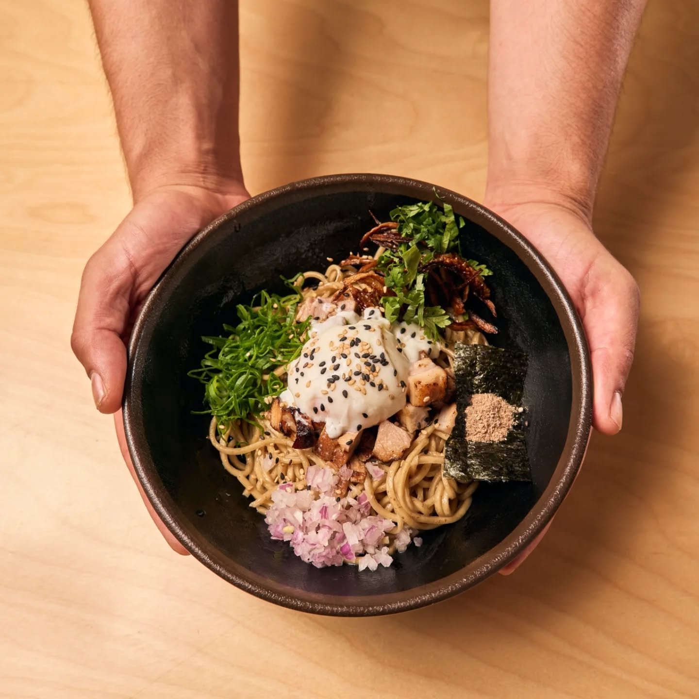 Quentes e boas!!! 🍜♨️

🚉 Esta&ccedil;&atilde;o do Campo Pequeno&nbsp;
📍Campo Pequeno, 12, Lisboa
Aberto todos os dias:
🕛 2&ordf; a Dom: 12h00-15h00 | 19h00-22h00

🚉 Esta&ccedil;&atilde;o de Benfica
📍Travessa Vint&eacute;m das Escolas 1A, Benfic