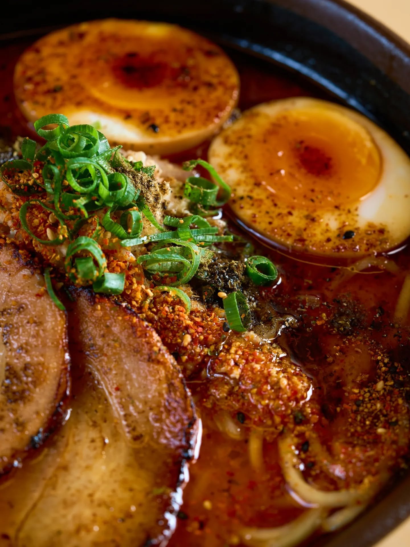 H&aacute; batalhas que n&atilde;o vale a pena travar... Tipo sair de casa com este tempo.
Ramen Station ➝ A tua esta&ccedil;&atilde;o de conforto, em modo delivery. 🌧️🍜🛵

🚉 Esta&ccedil;&atilde;o do Campo Pequeno&nbsp;
📍Campo Pequeno, 12, Lisboa
