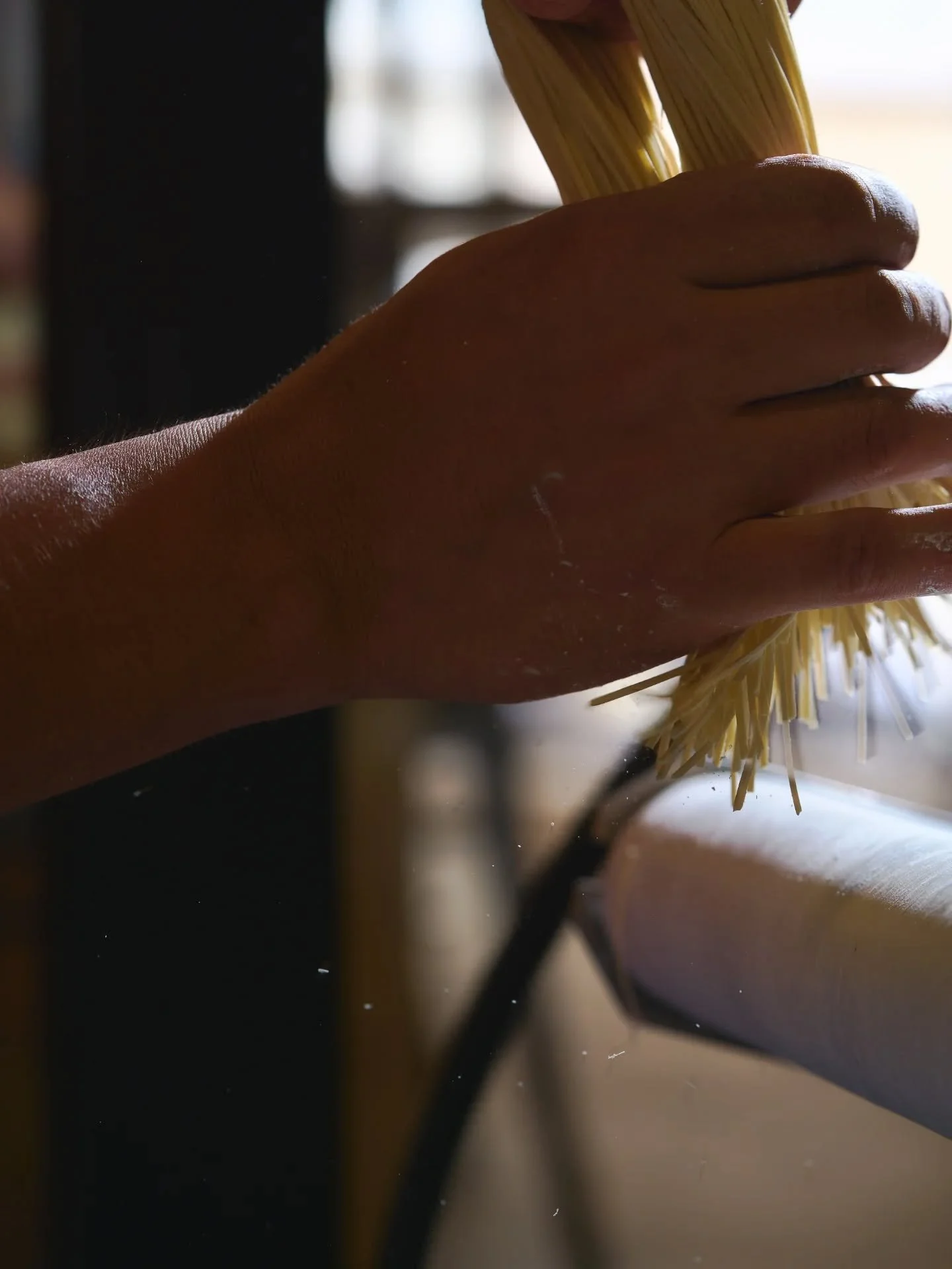 O segredo do "slurp" perfeito? Massa artesanal, feita na esta&ccedil;&atilde;o todos os dias. 🍜✨

R&aacute;pido a pedir, imposs&iacute;vel de esquecer. Qualidade Handcrafted, alma Japan Easy. 😉

🚉 Esta&ccedil;&atilde;o do Campo Pequeno&n