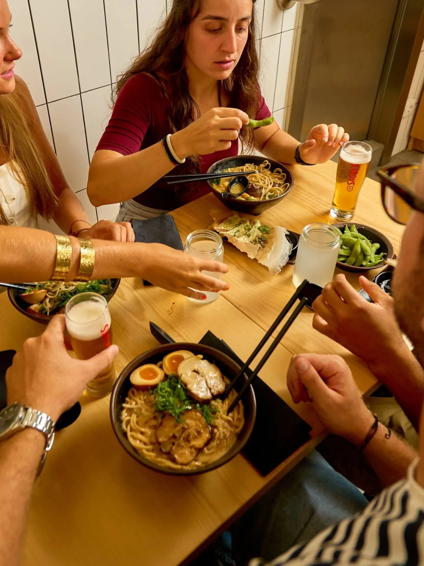 Um arraial de sabores! 🍜✨🚉

🚉 Esta&ccedil;&atilde;o do Campo Pequeno&nbsp;
📍Campo Pequeno, 12, Lisboa
Aberto todos os dias:
🕛 2&ordf; a 6&ordf;: 12h00-15h00 | 19h00 - 22h00
🕛 S&aacute;b-Dom: 12h00-22h00

🚉 Esta&ccedil;&atilde;o de Benfica
📍Tr