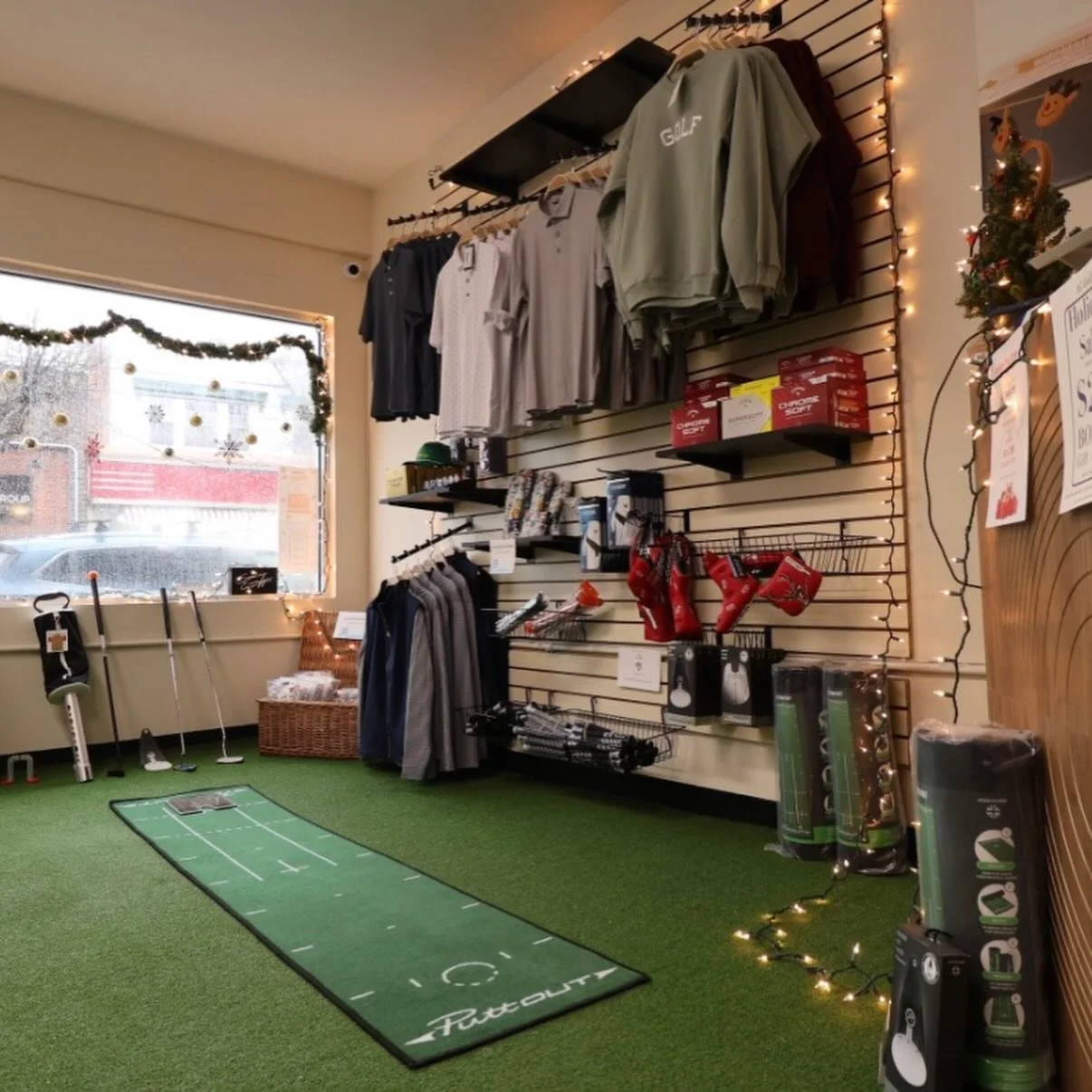 🚨 THIS WEEKEND 🚨 Beach Golf Open House is almost here.

If you&rsquo;ve been curious about the new Beach Golf experience, now&rsquo;s the time to see it for yourself 👀 

🔥  Test the new @callowaygolf Quantum Driver + @mizunogolfnorthamerica pop-u