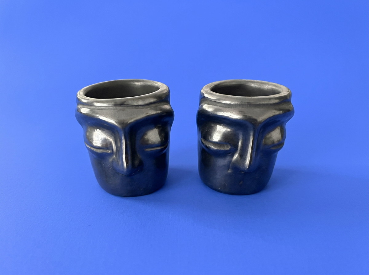 Barro Negro Carita Shot Glasses (pair)