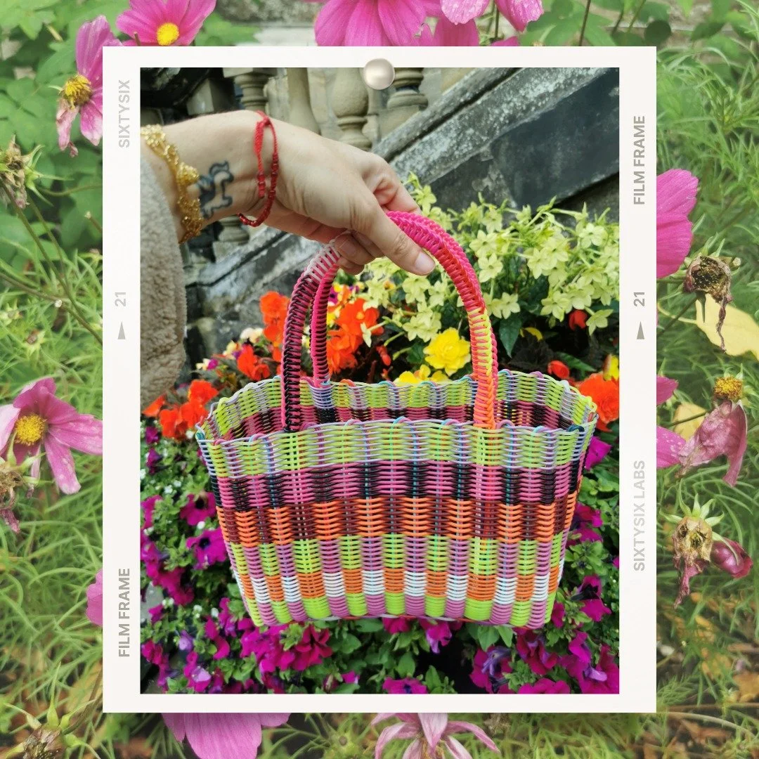 Add a pop of colour to your everyday with the Puebla bag 🌈✨