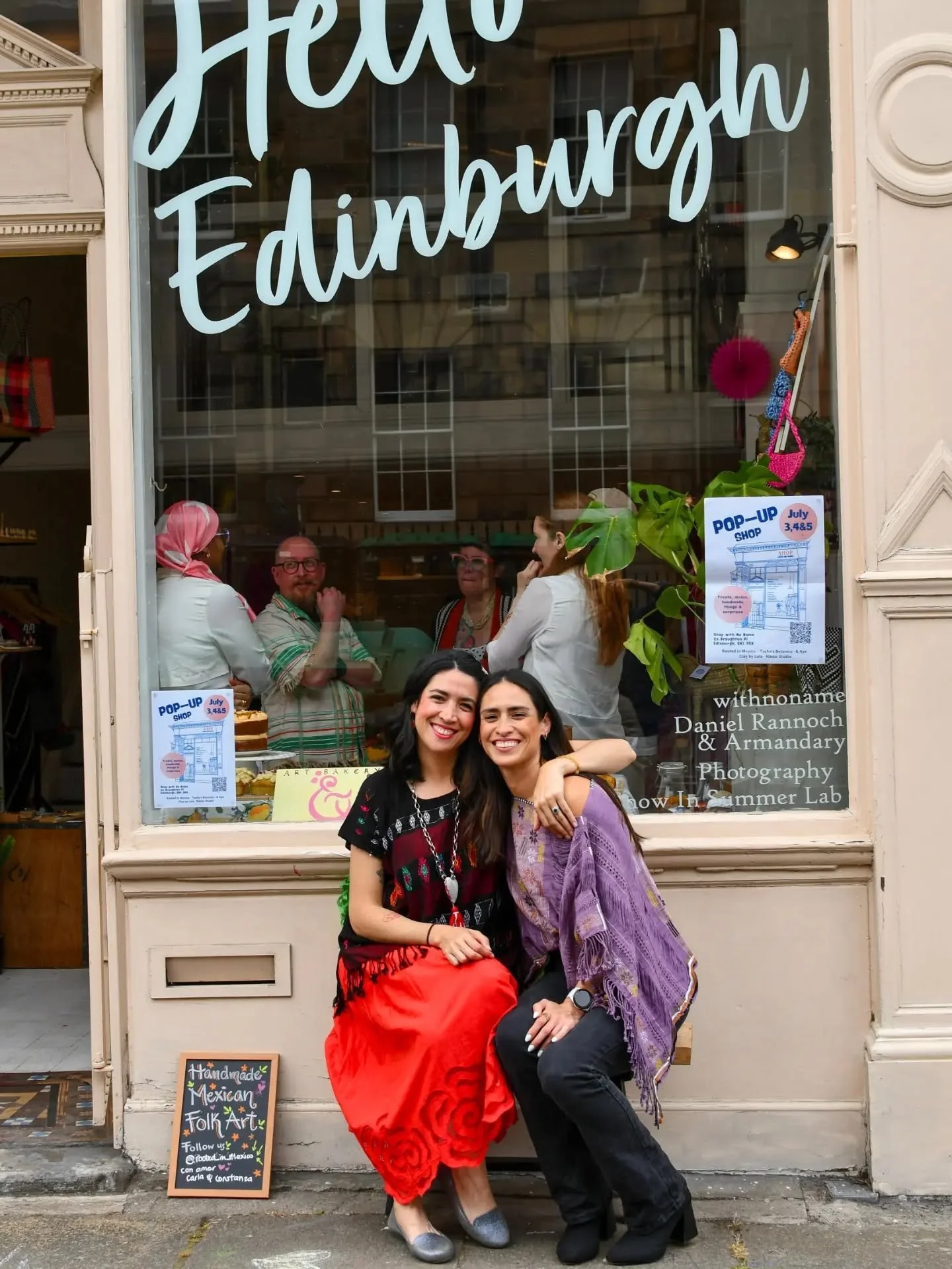 Fortunate to be doing this together 💫 (although we do fall out once a week 🤭)

Thank you @alybrown.photography for the lovely pics!