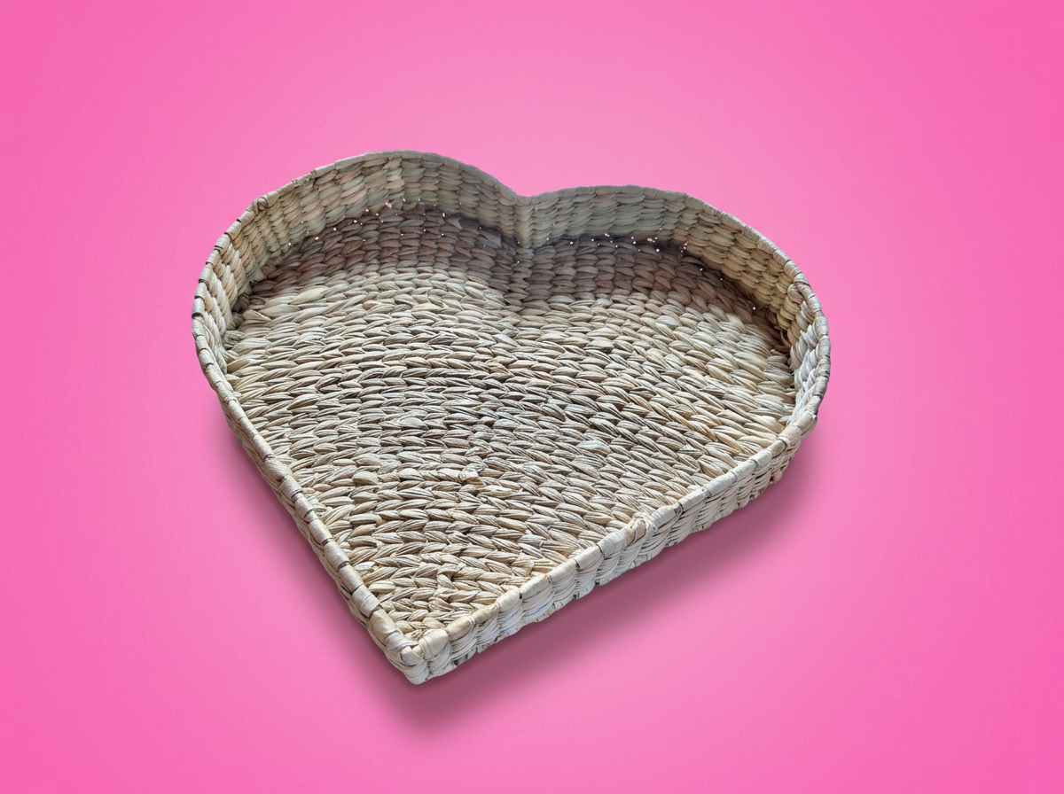 Mexican Handwoven Chuspata Heart Tray | Natural Fibers | Michoacan, Mexico | Rooted in Mexico