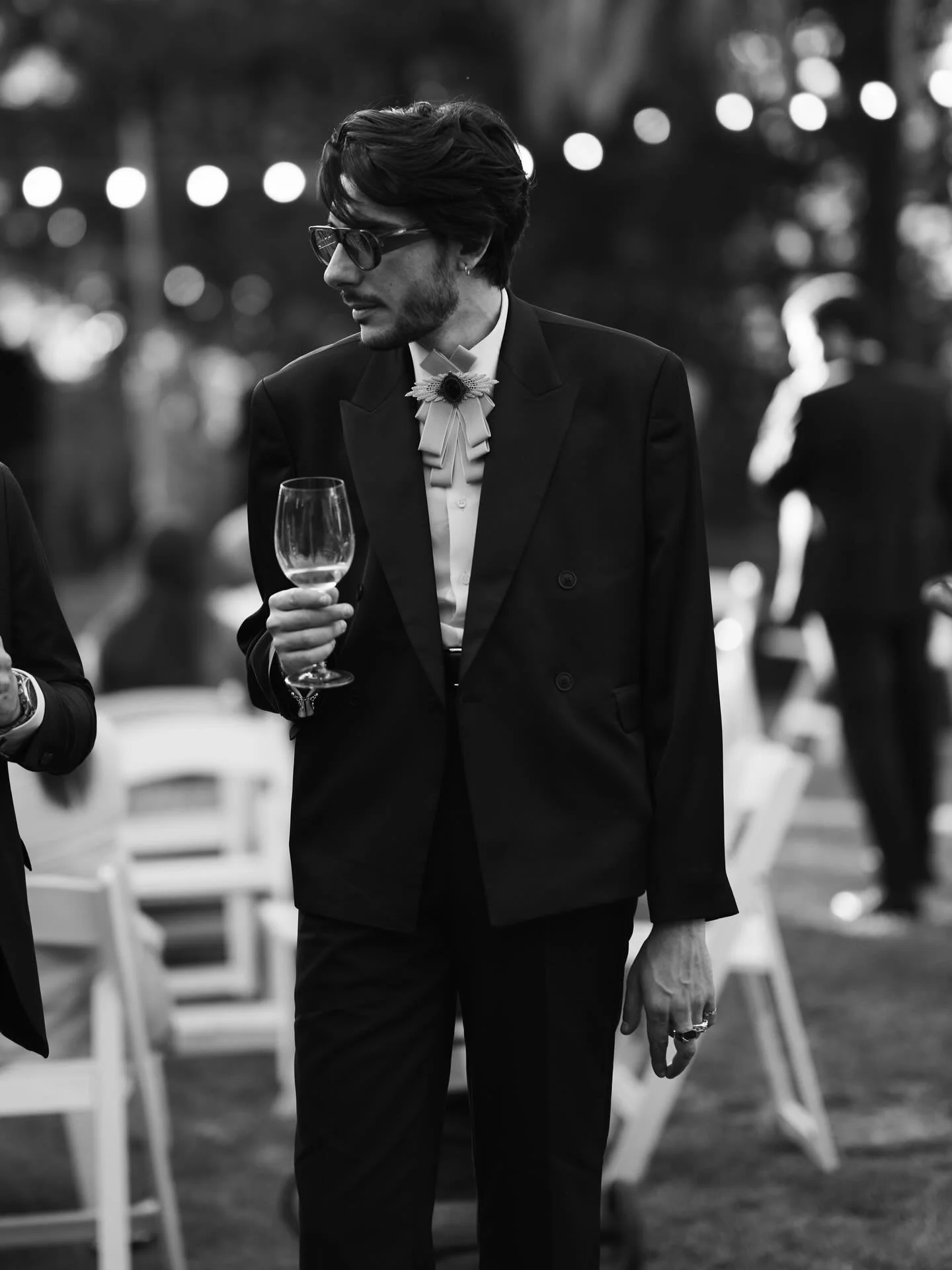 Los Invitados 🍸
.
Agenda 2026 abierta, escr&iacute;benos: hola@naranjaymediafoto.com
.
#fotografiadebodas #fotografiadeboda #spainweddingphotographer #fotografadebodas