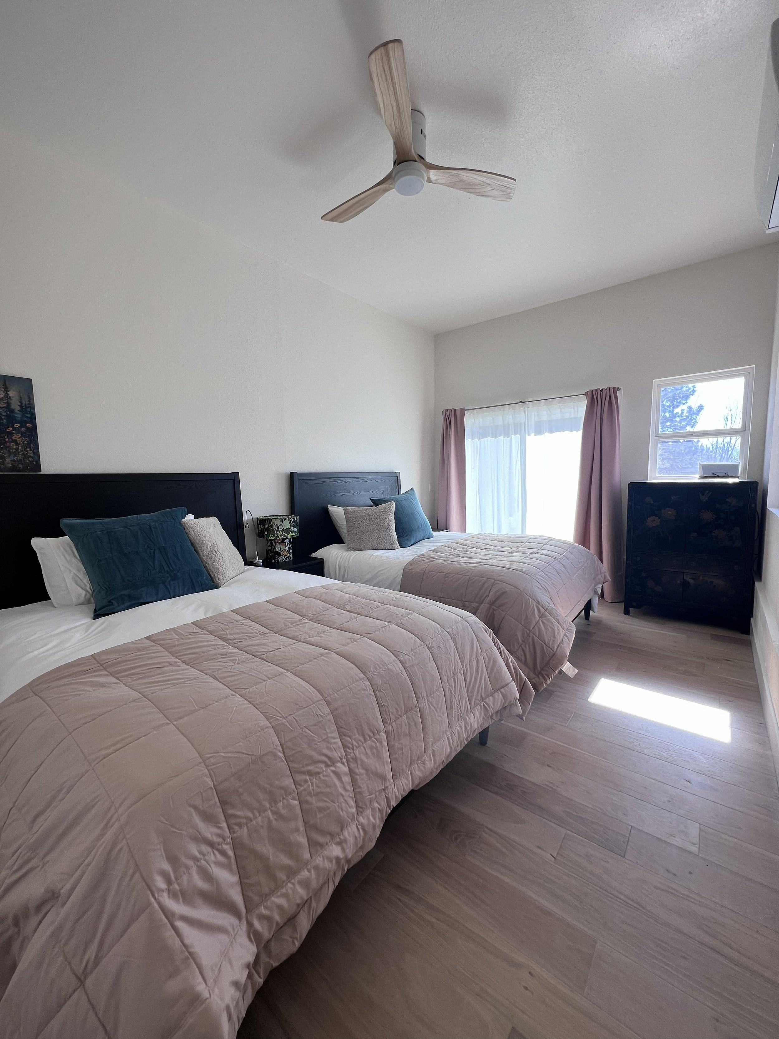 Owl Bedroom 2 queen beds