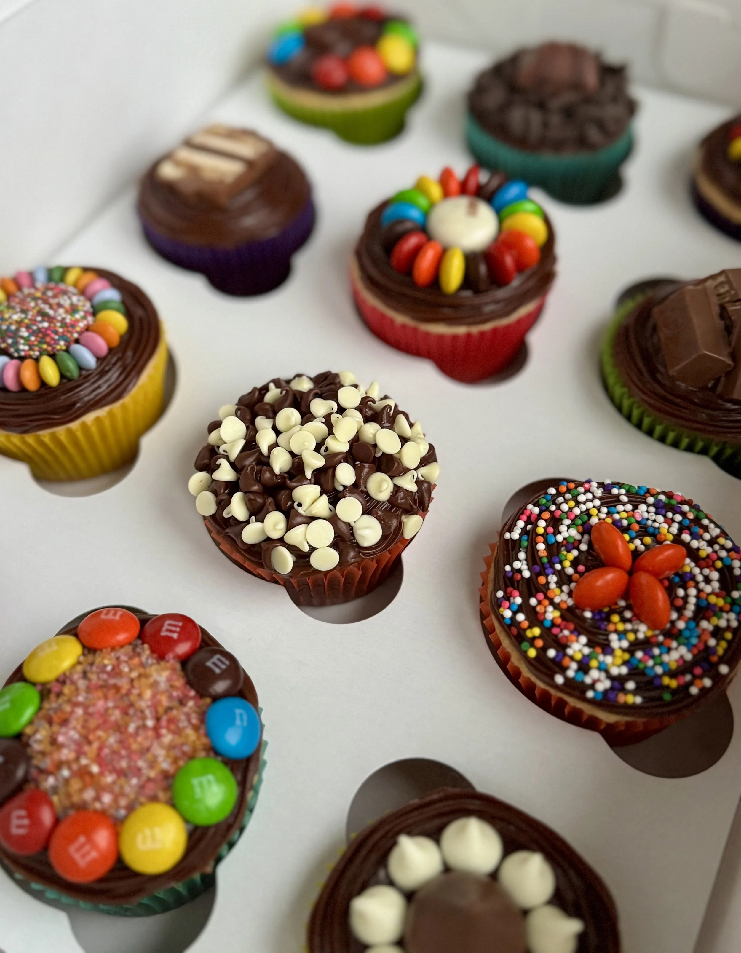 Vanilla chocolate classic cupcakes