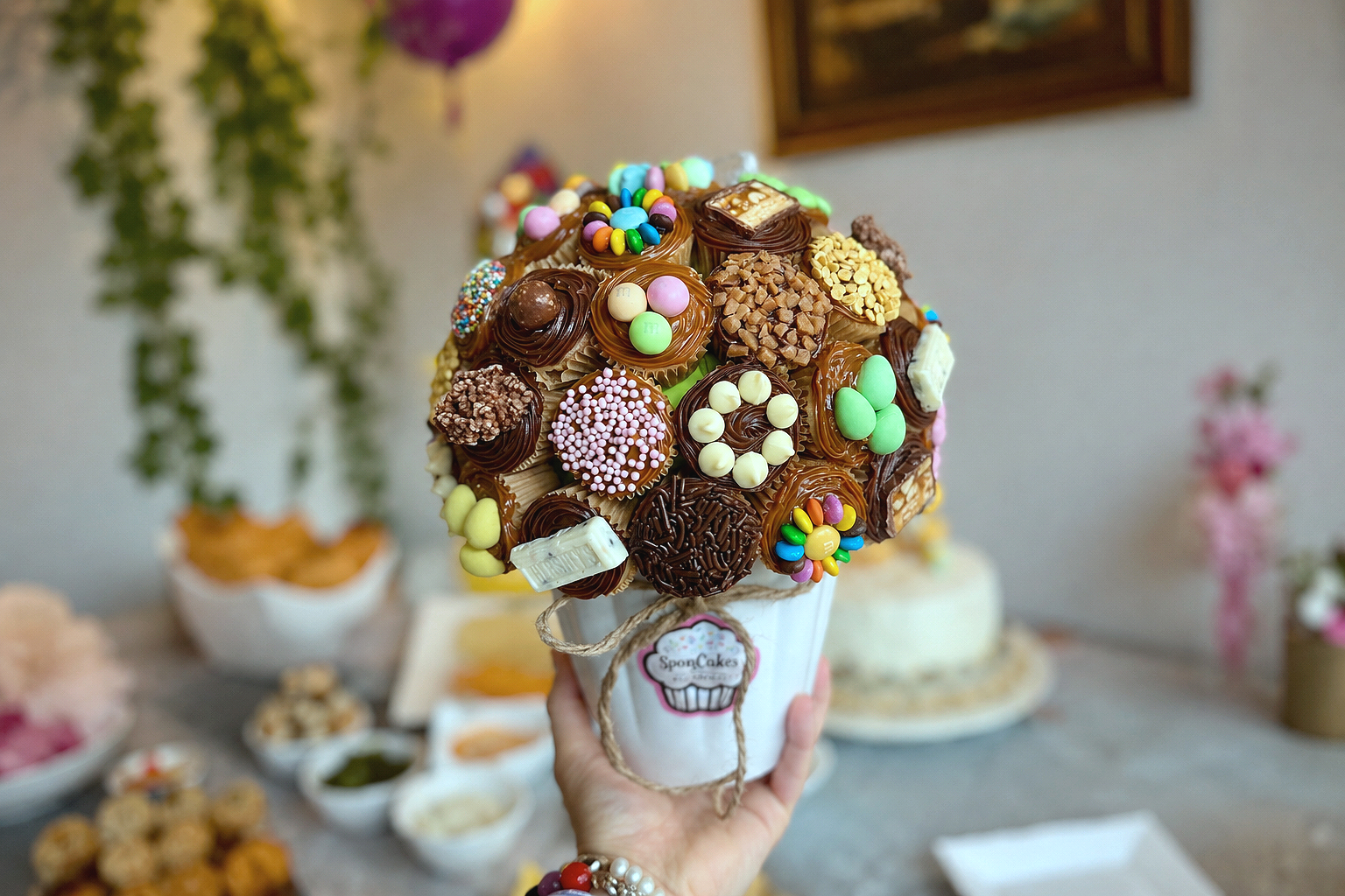 The perfect gift. Assorted Mini Cupcakes Bouquet with chocolate and dulce the leche.