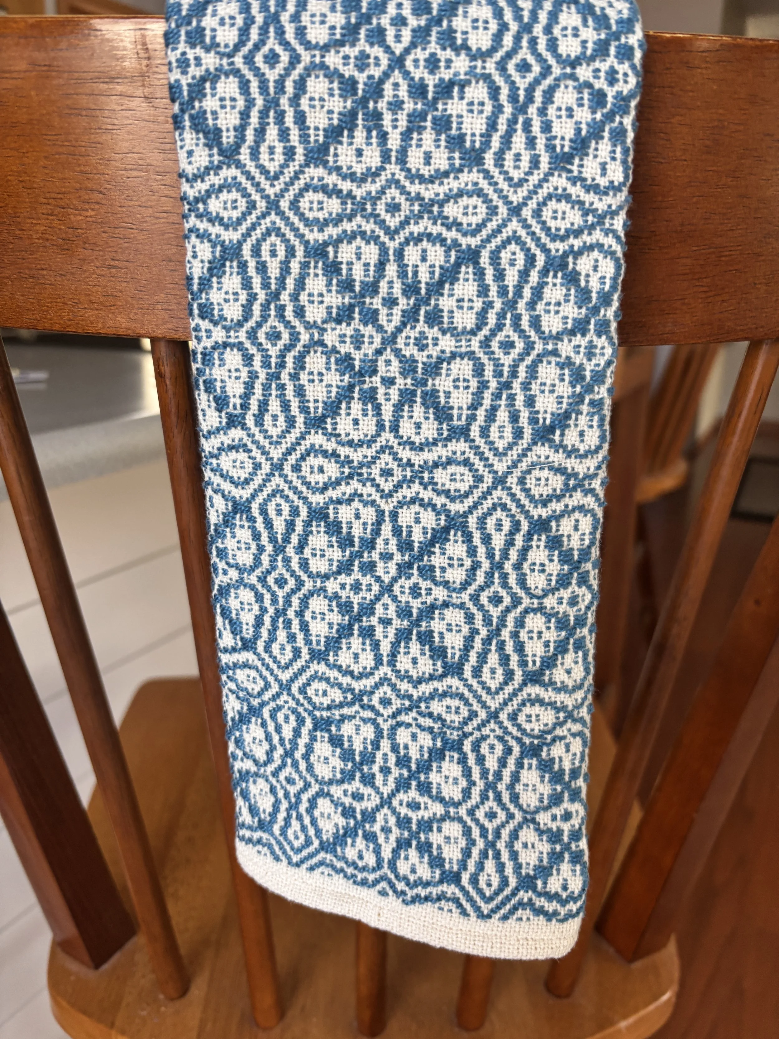 🤍 Pearl Loom Overshot Towel