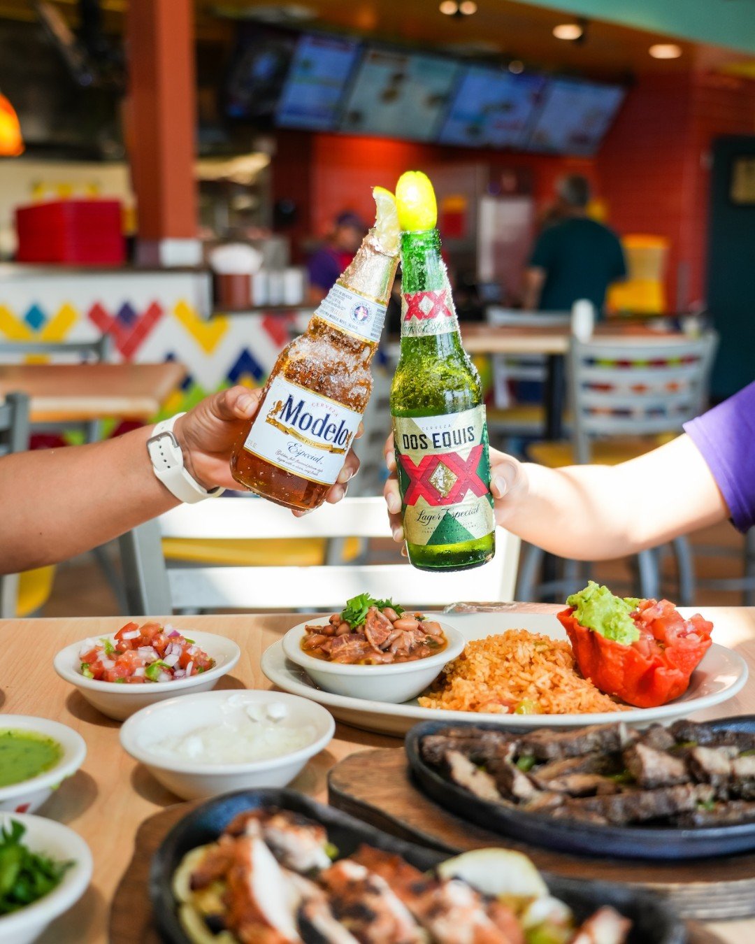 Hello, spring! 🌸☀️ Longer days, warmer nights, and more reasons to meet up for Tex-Mex. 

Grab the crew and celebrate the season with sizzling plates, fresh chips &amp; salsa, and all your Mama Margie&rsquo;s favorites.