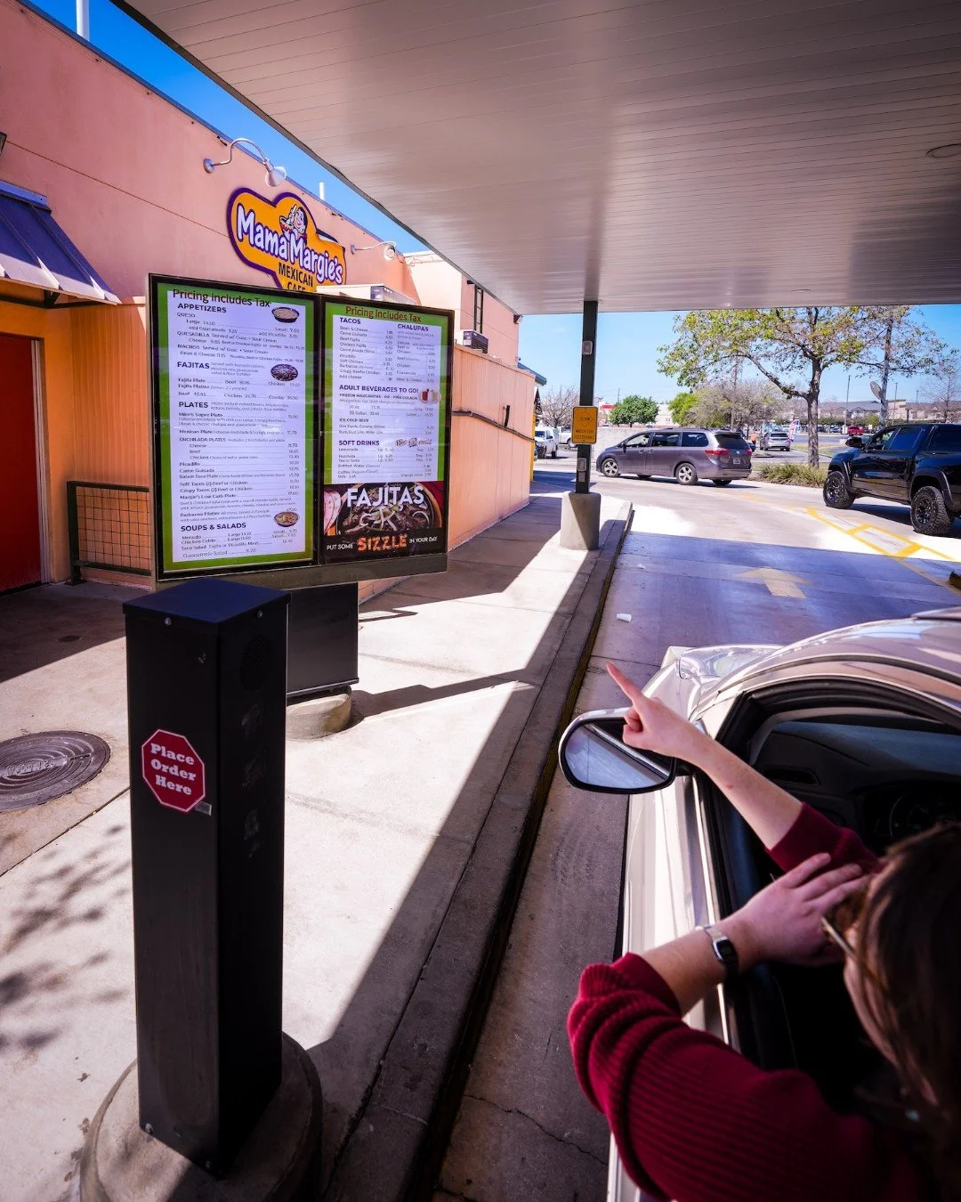 Busy day? No problem. Our drive-thru is open 24/7, so you can grab breakfast tacos, queso, and all your favorites whenever the craving hits. Fast, fresh, and always worth it! 🚗🌮