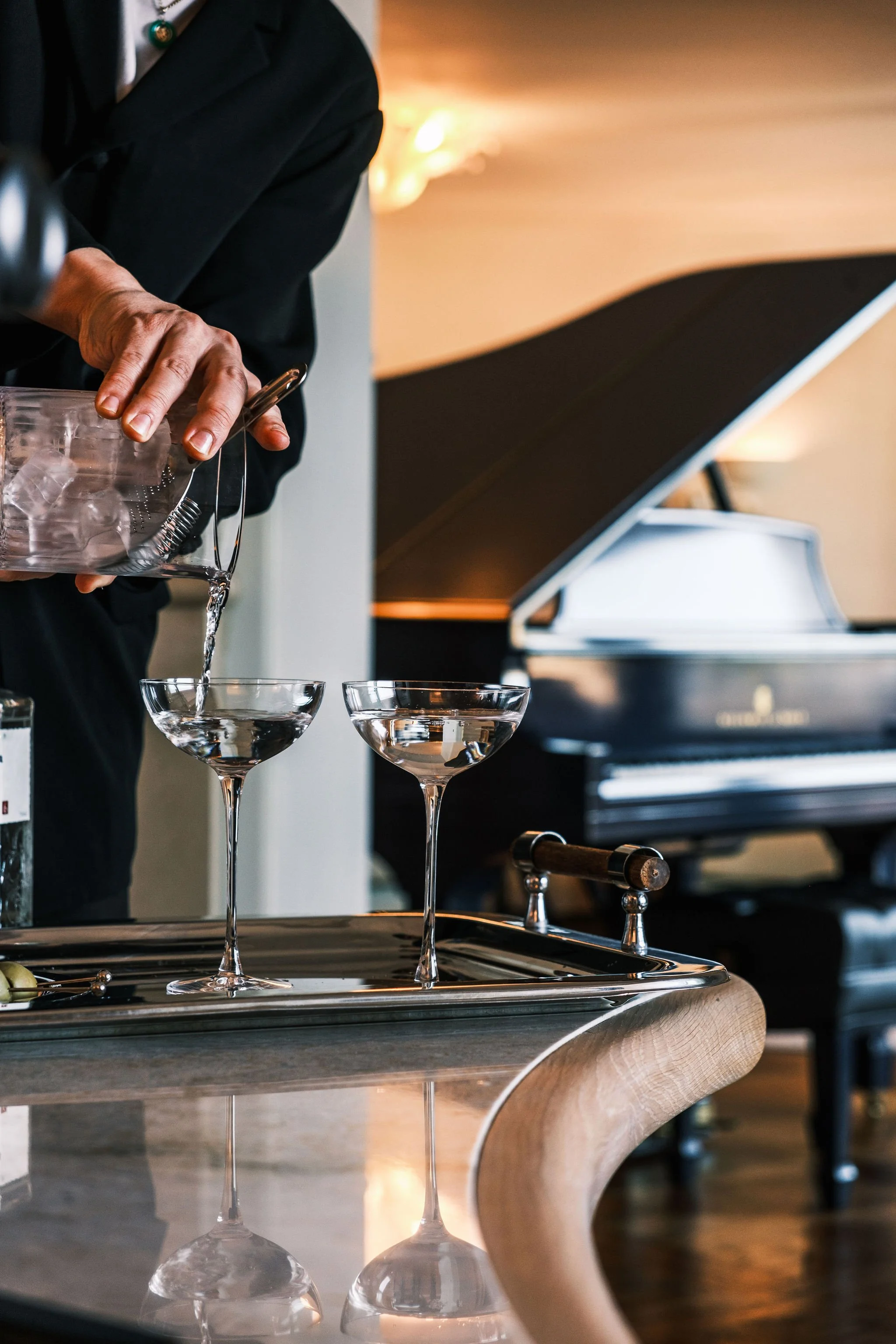 ale - drinks the maybourne bev hills.jpg