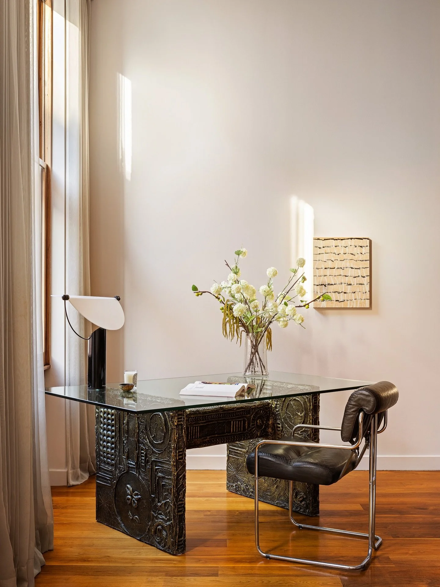 Our artists have a unique ability to romanticize each finished space through their imagery - setting our work apart.

📷: @frophotoinc 
Represented by: @agency26co 

#interiordesigner #architecturaldesign #interiorphotography